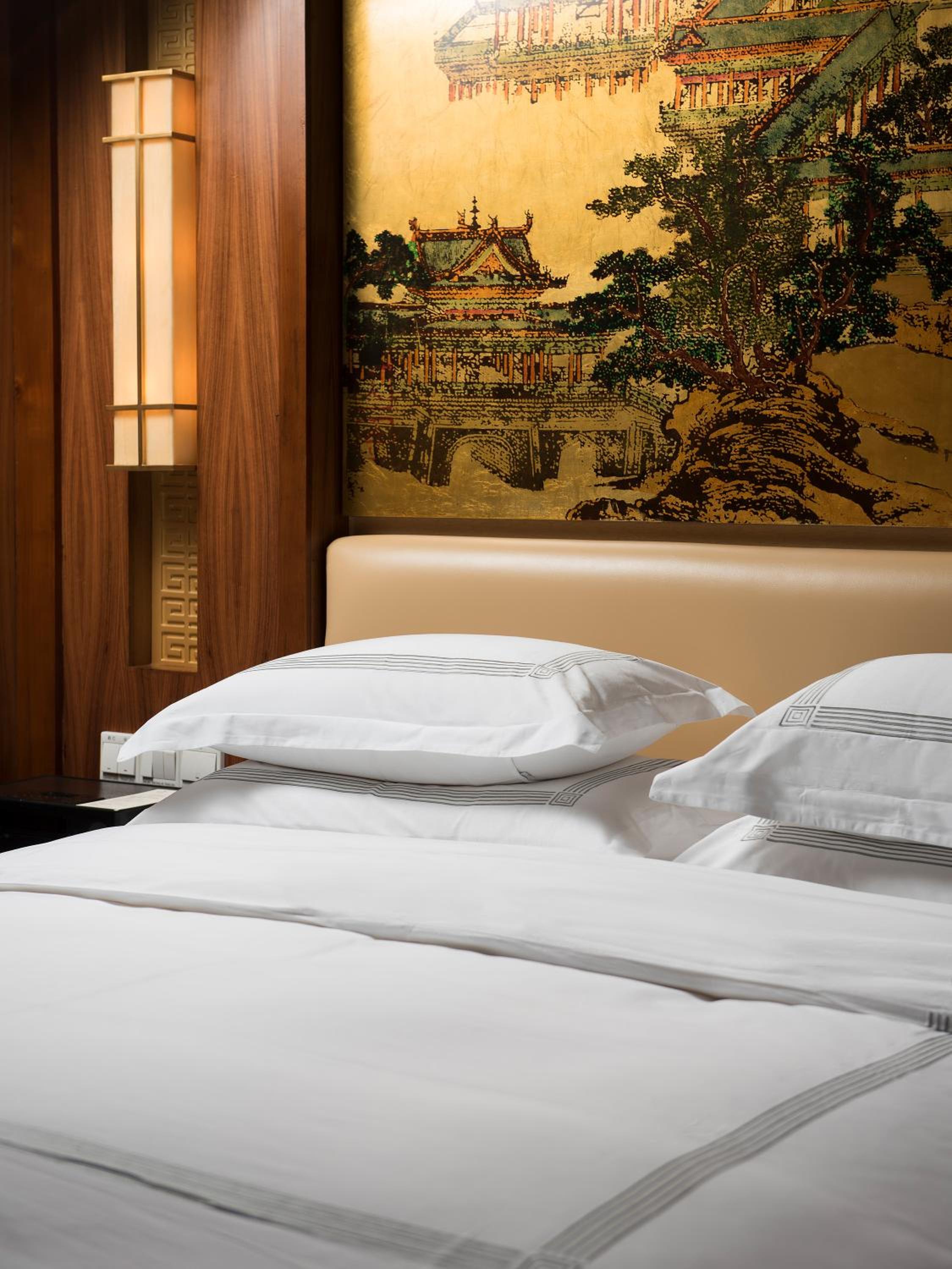 Deluxe Double Room with Lake View