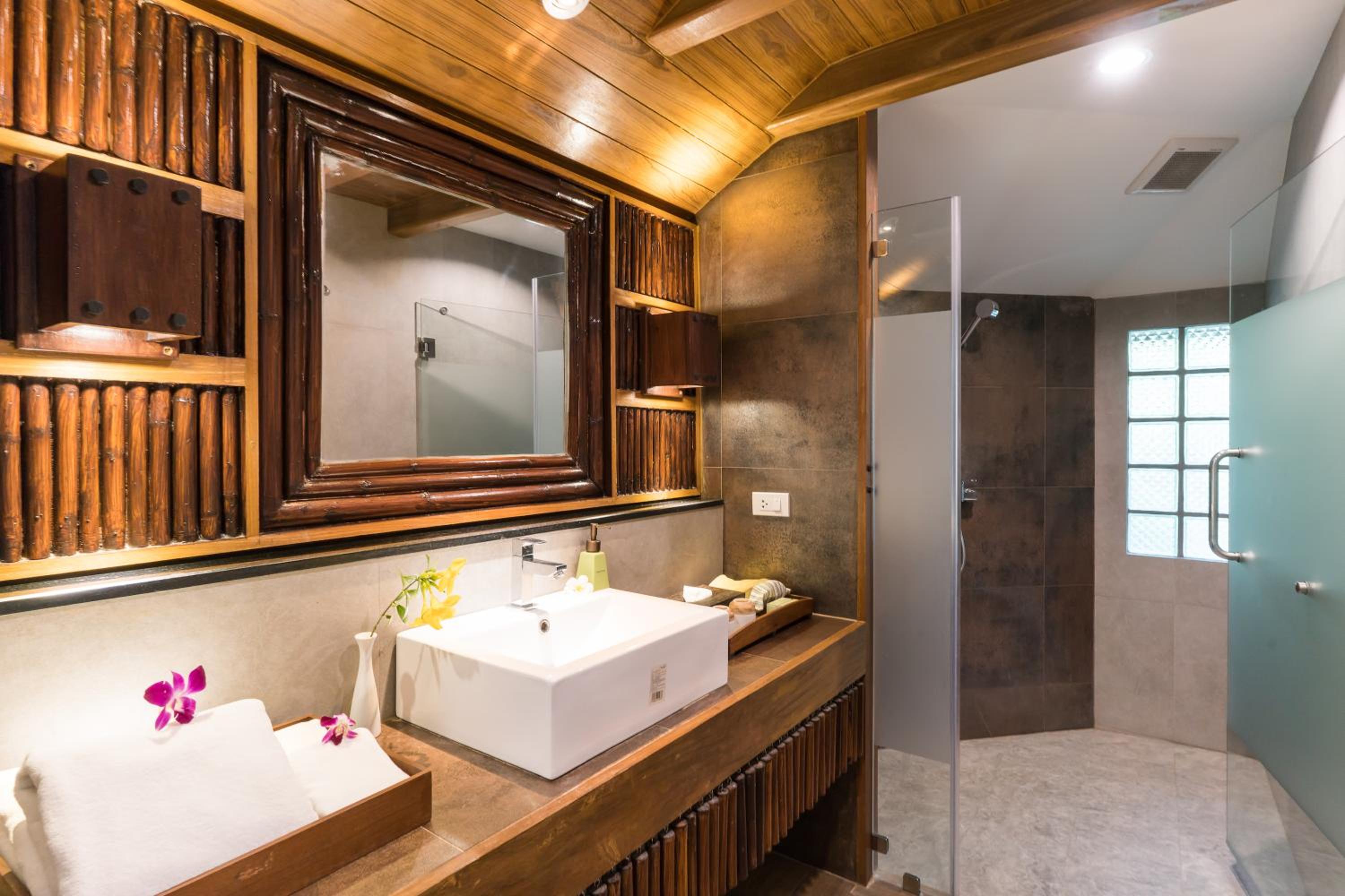 Deluxe Double or Twin Room - Photo 3