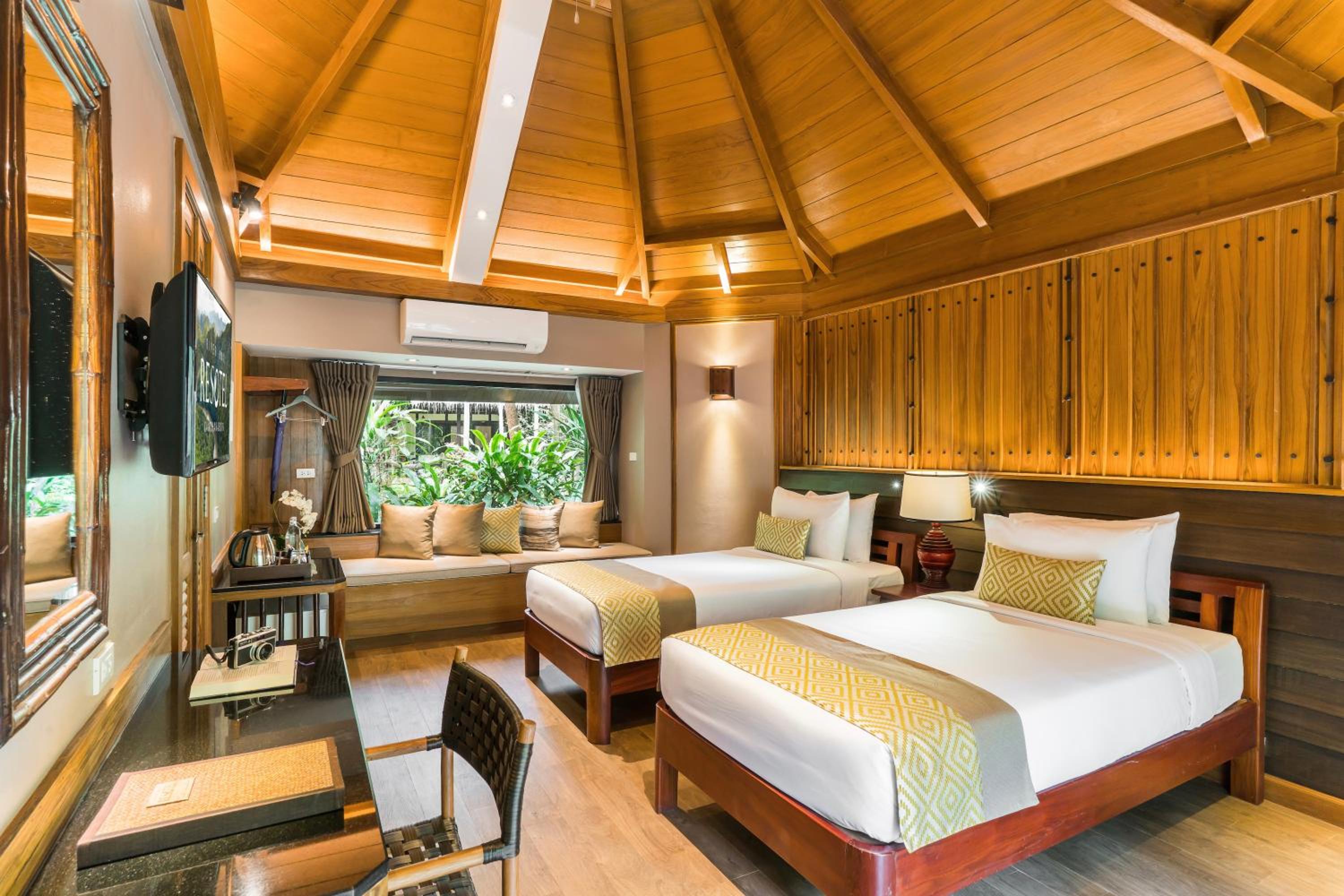 Deluxe Double or Twin Room - Photo 2