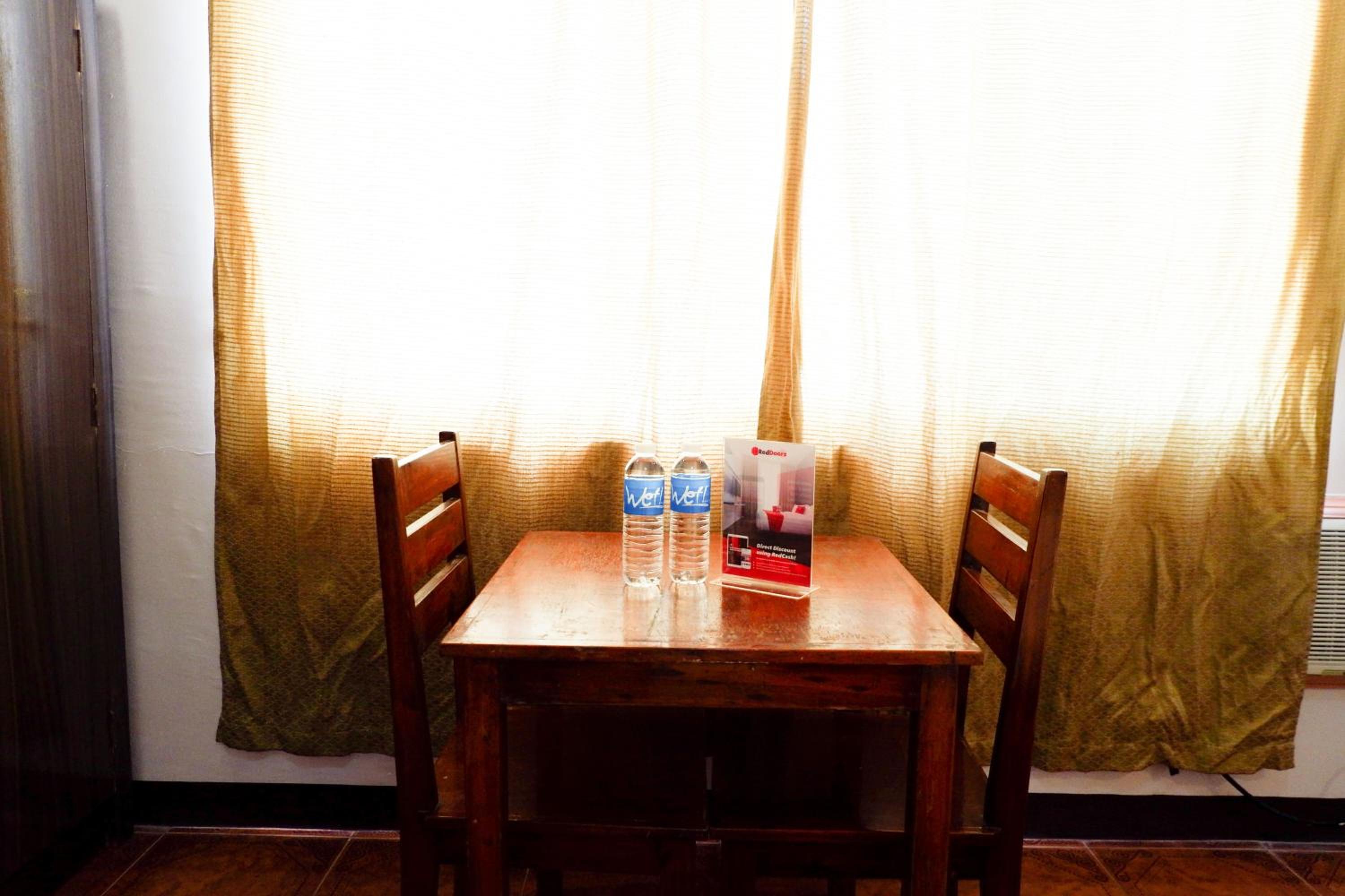 Double Room - Photo 5