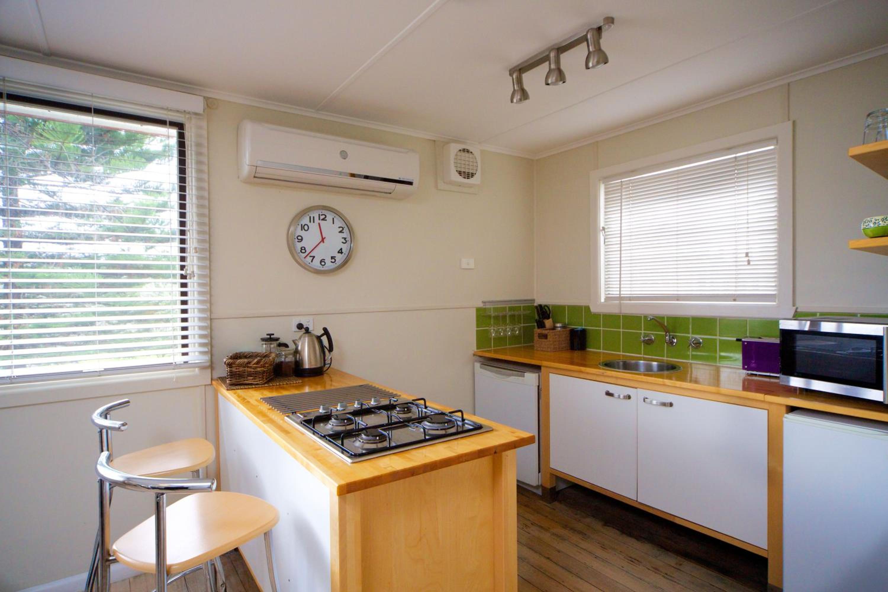 Terrace One-Bedroom Apartment  - Photo 5