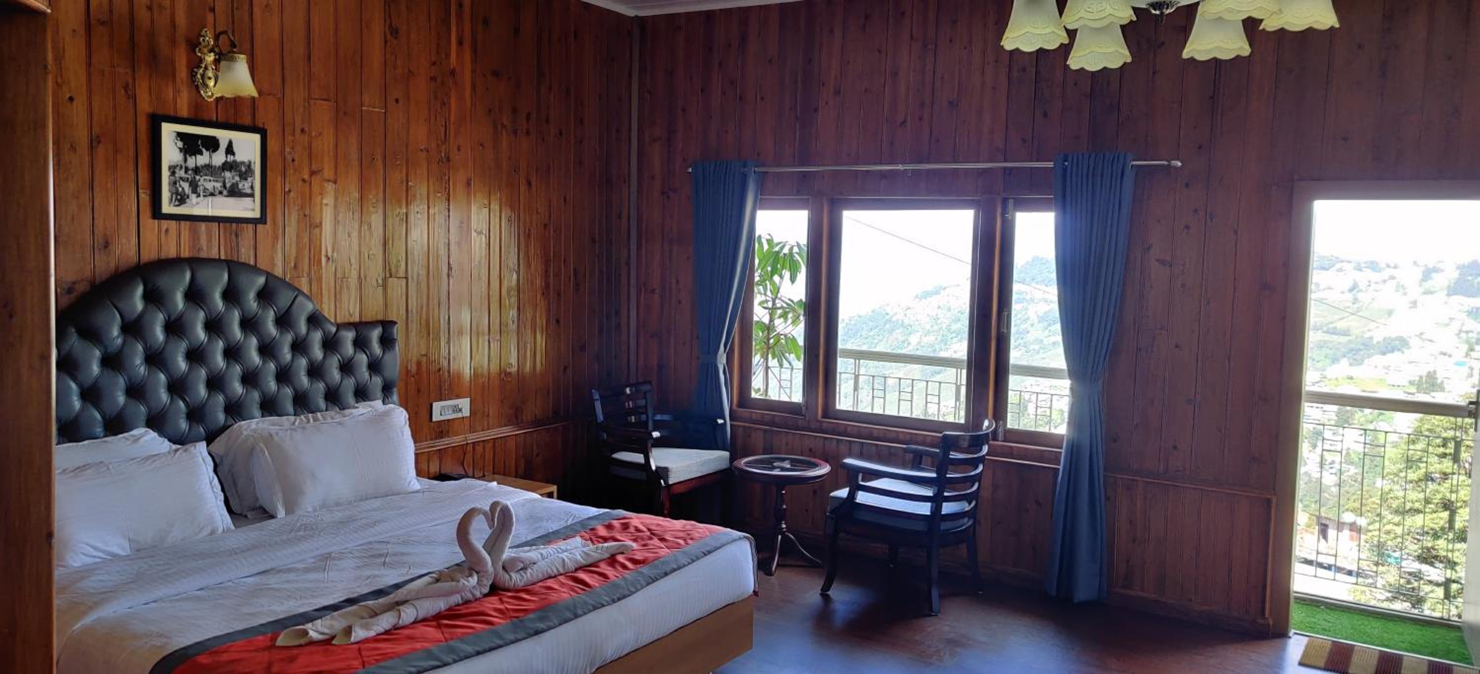 King Room with Mountain View - Photo 12