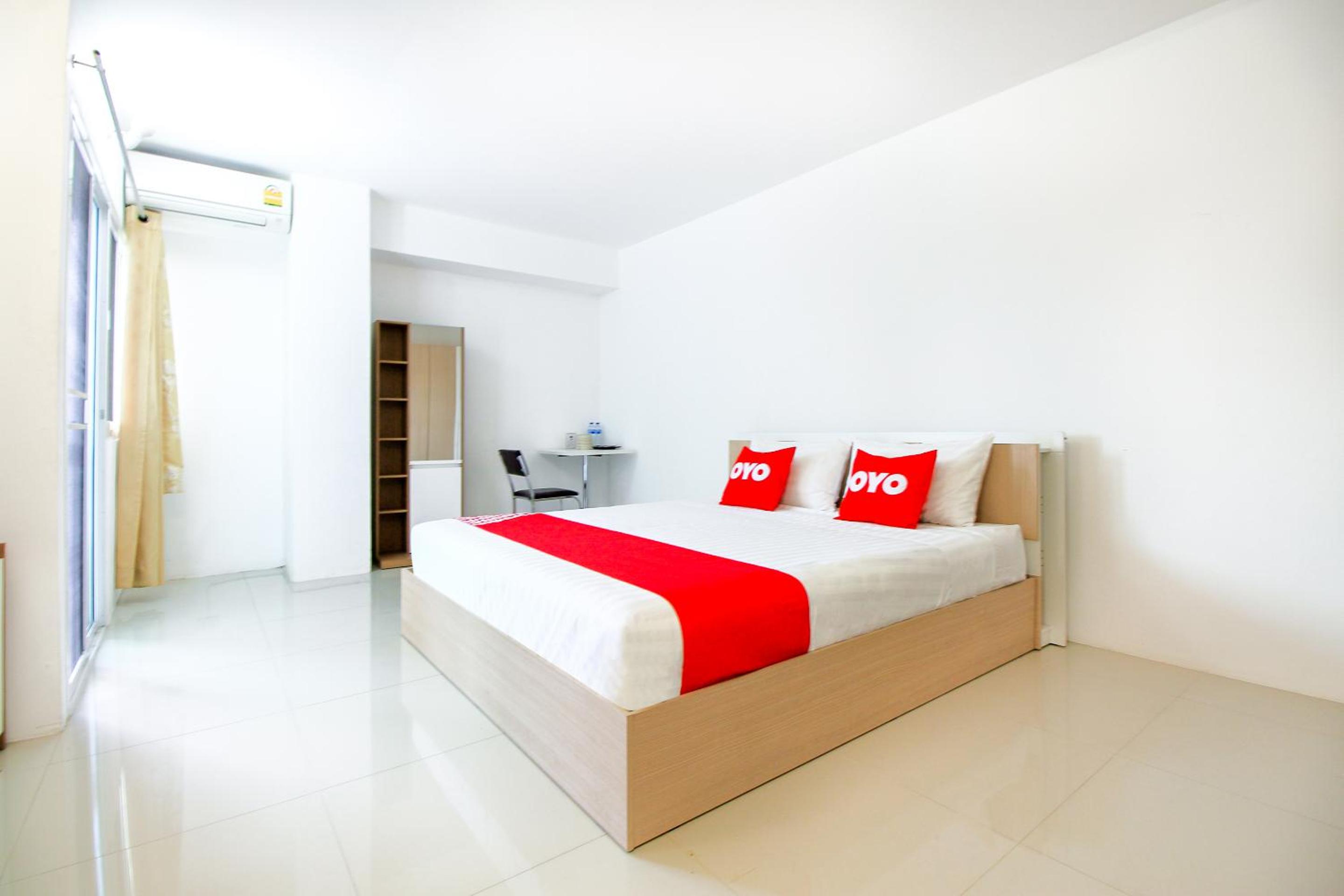Deluxe Double Room photo 2