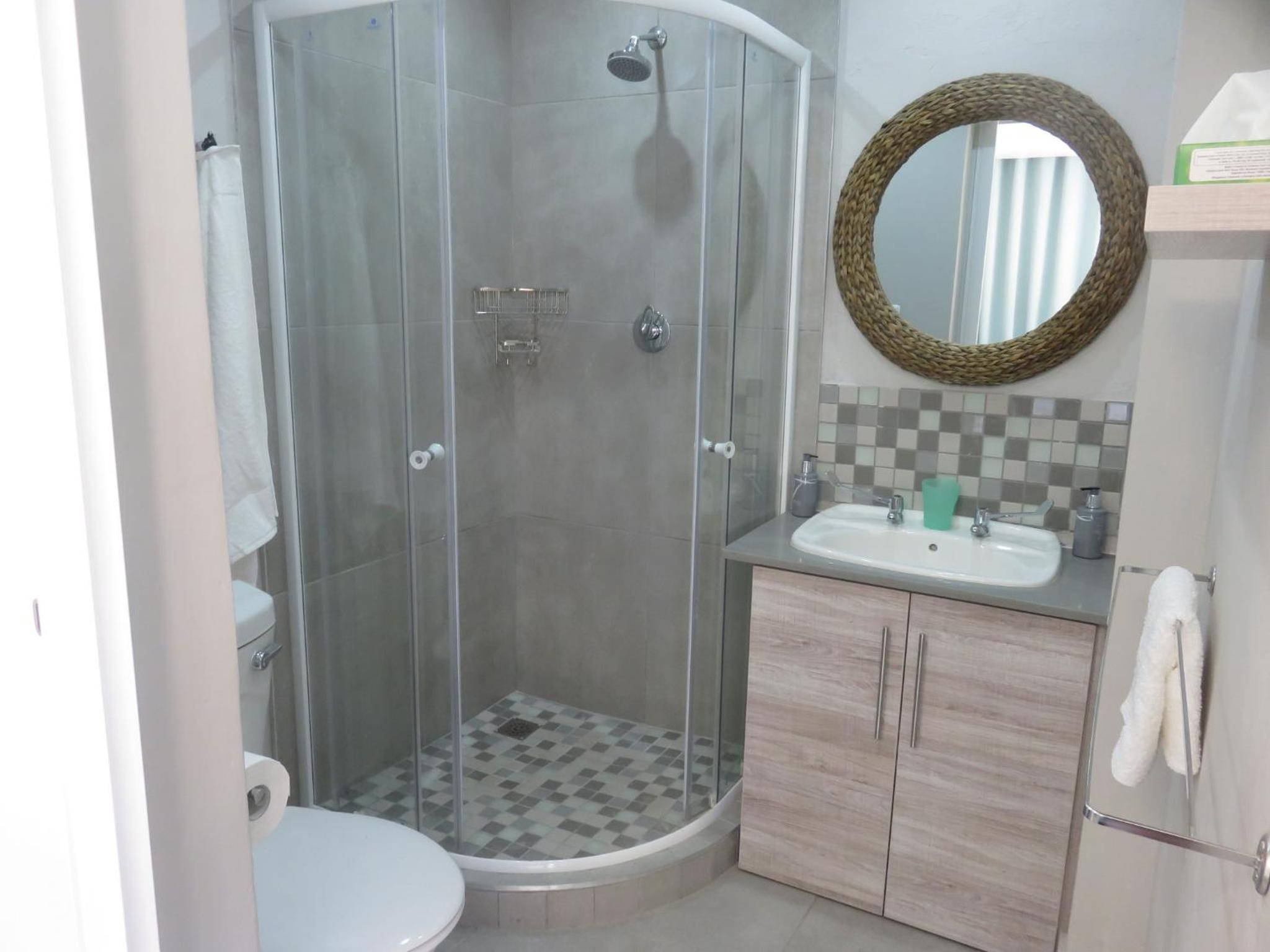 Deluxe Twin Room photo 2