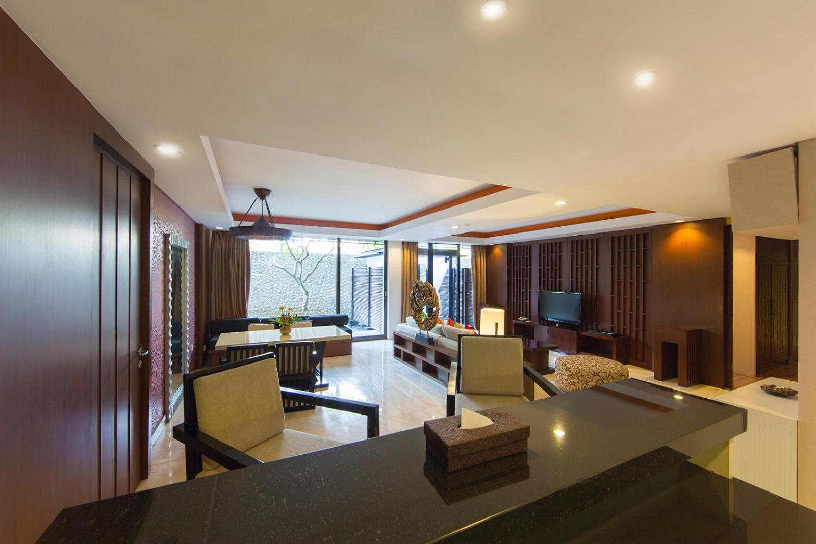 Two-Bedroom Suite - Photo 5