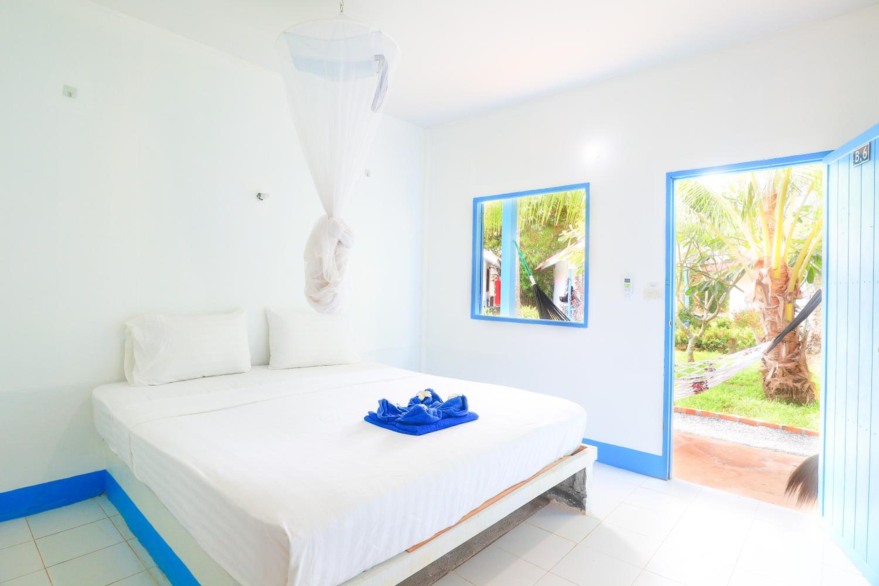 Standard Bungalow - Photo 3