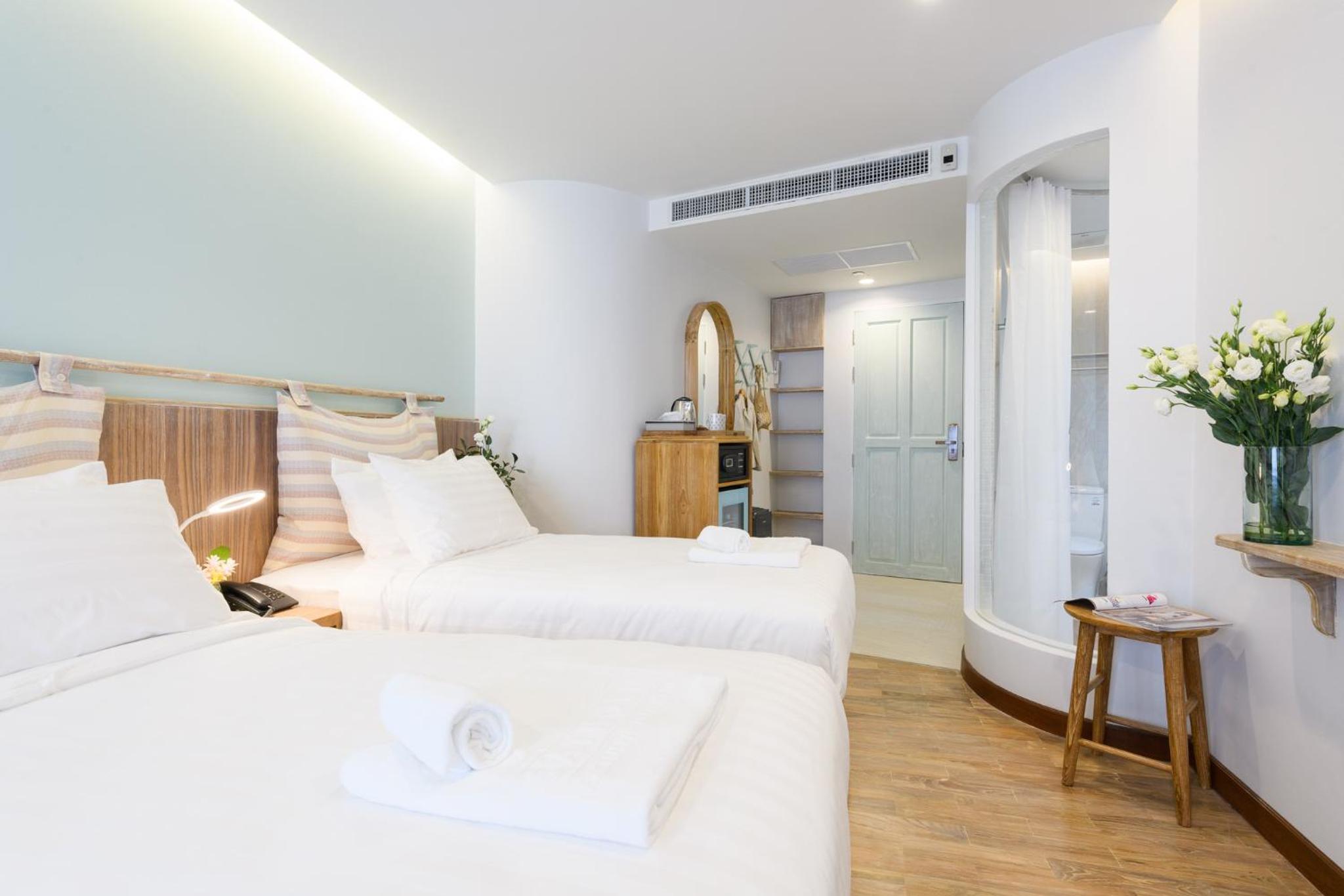Deluxe Twin Room photo 2