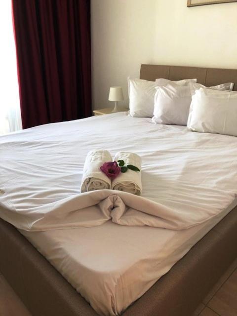 Double Room - Photo 2