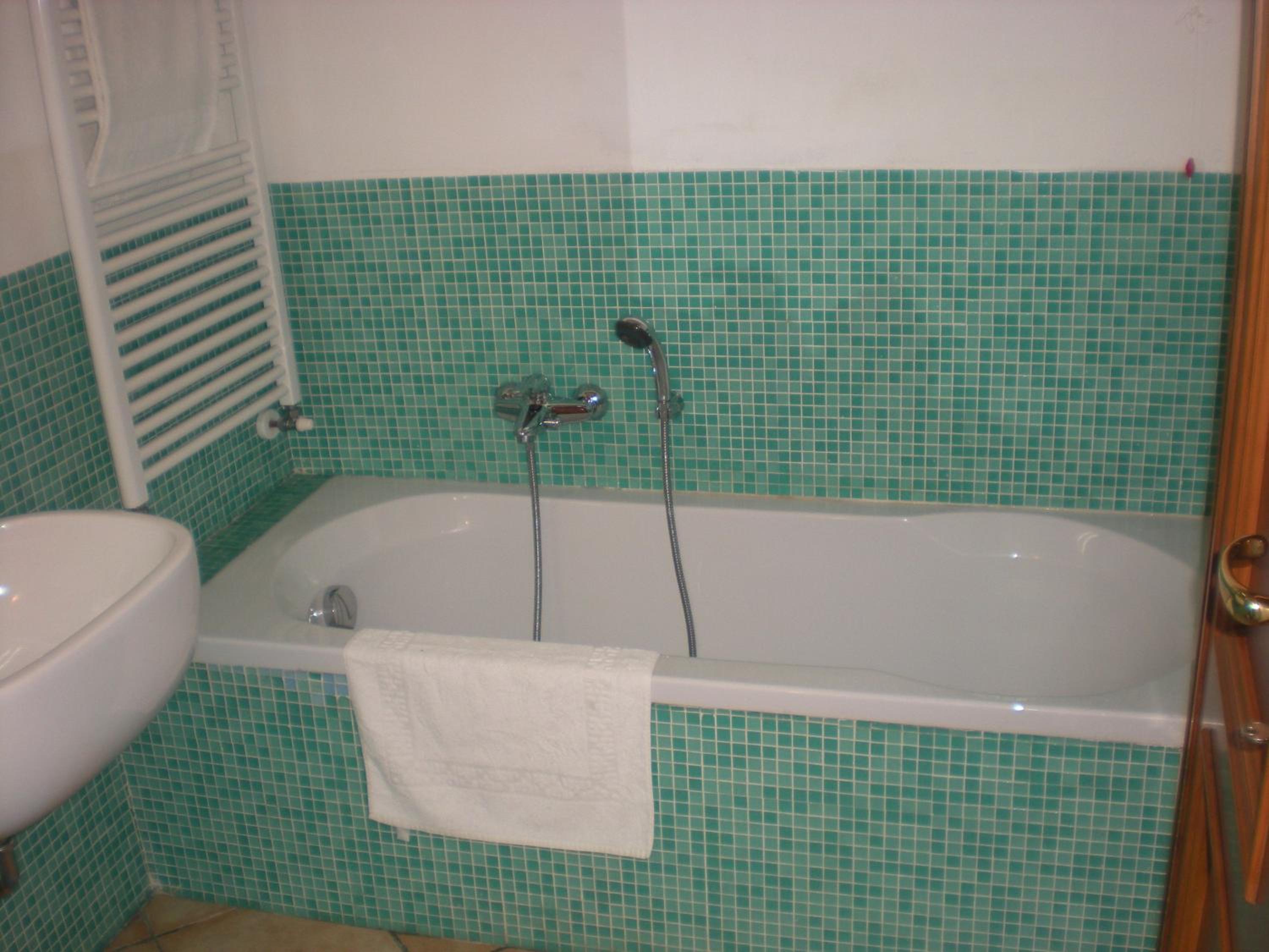 Two-Bedroom House photo 3