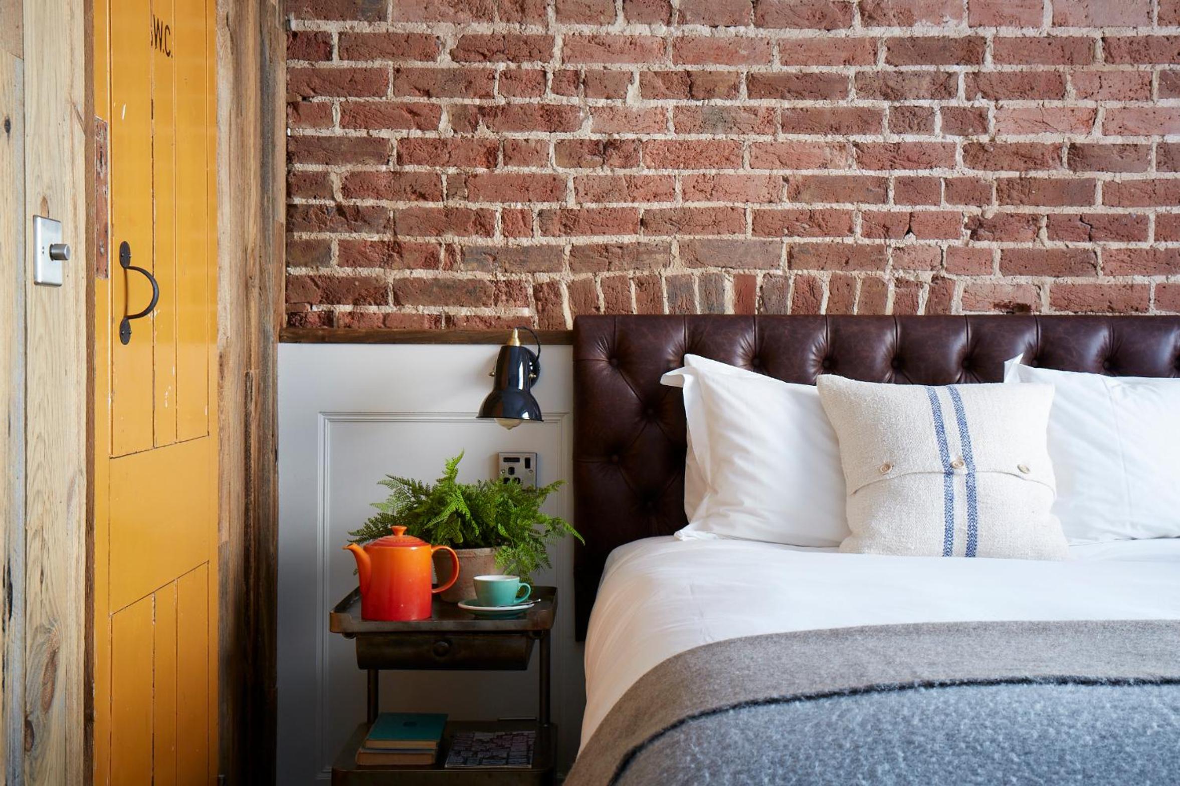 Comfy Double or Twin Room with Sofa bed - Photo 3