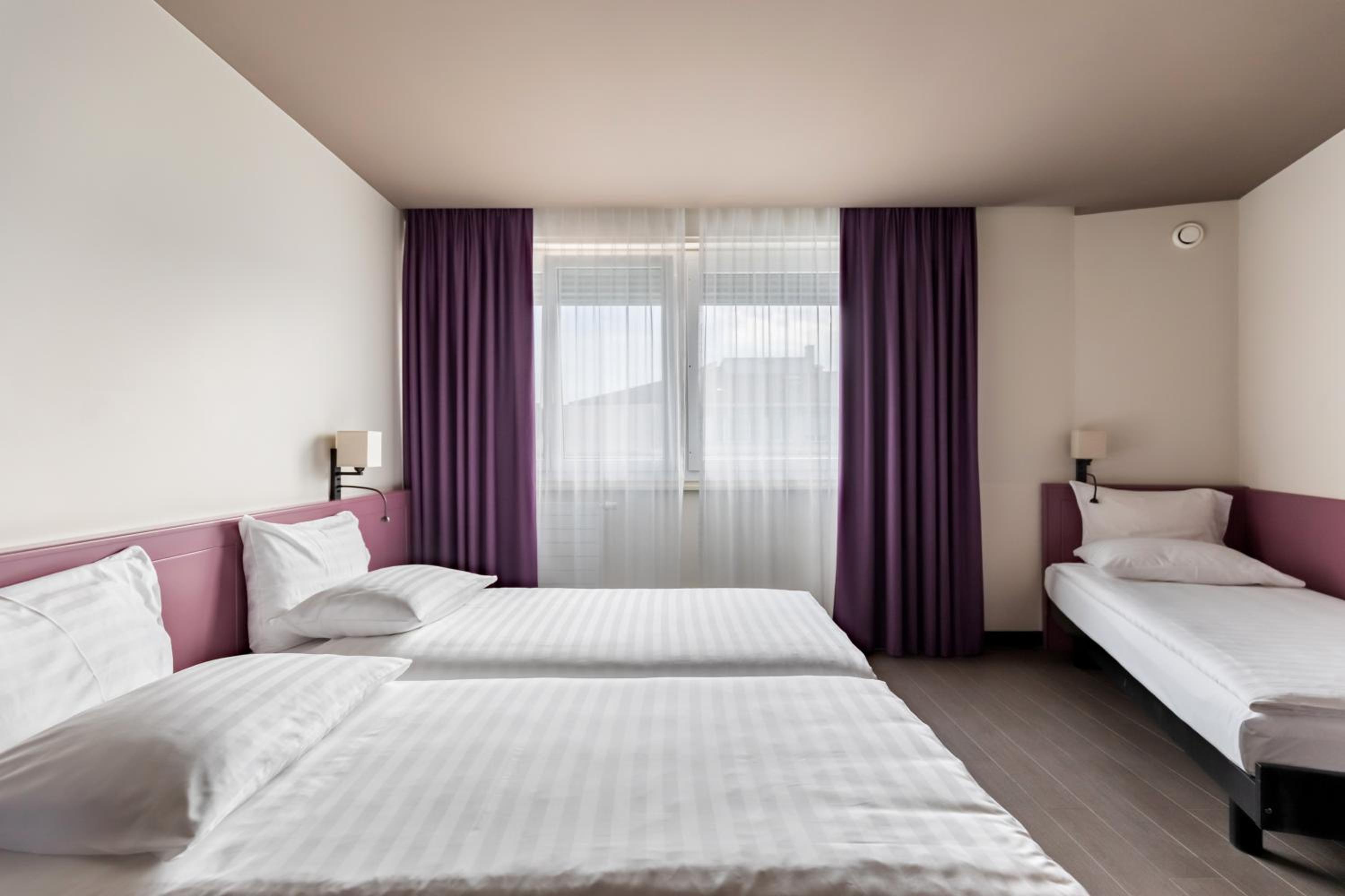 Triple Room - Photo 6