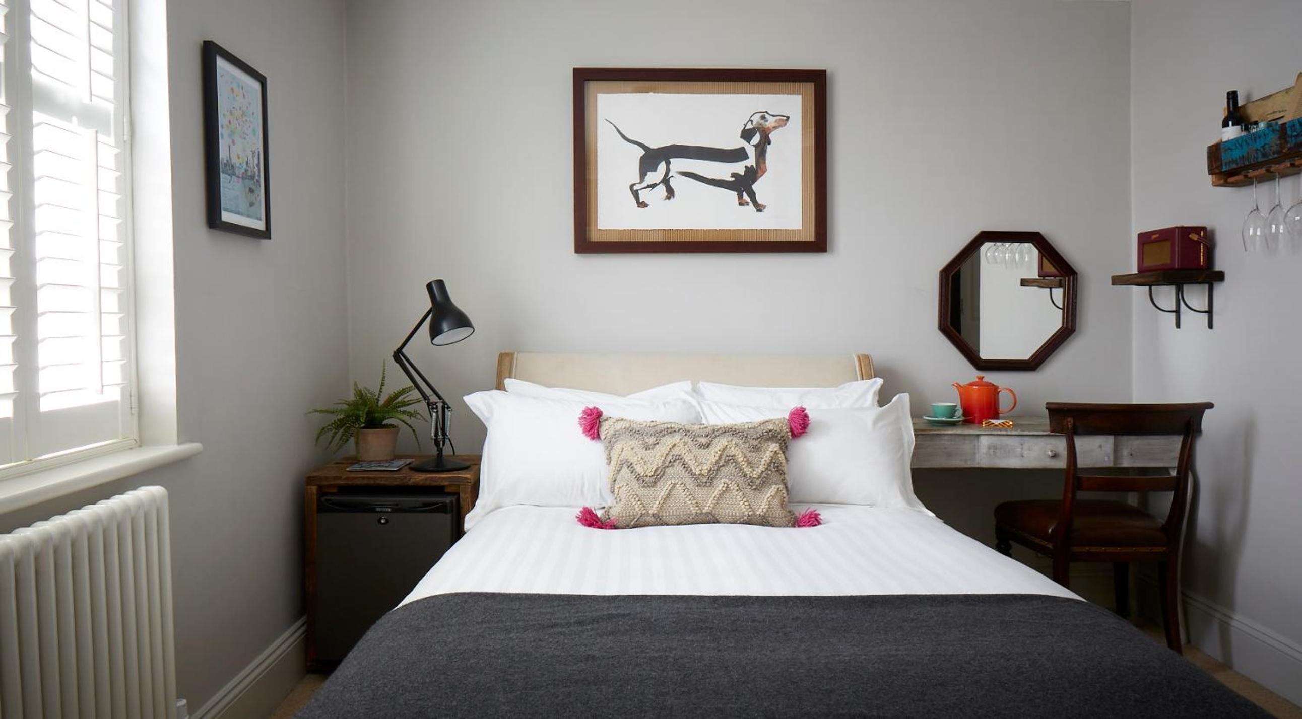 Small Double Room - Photo 3