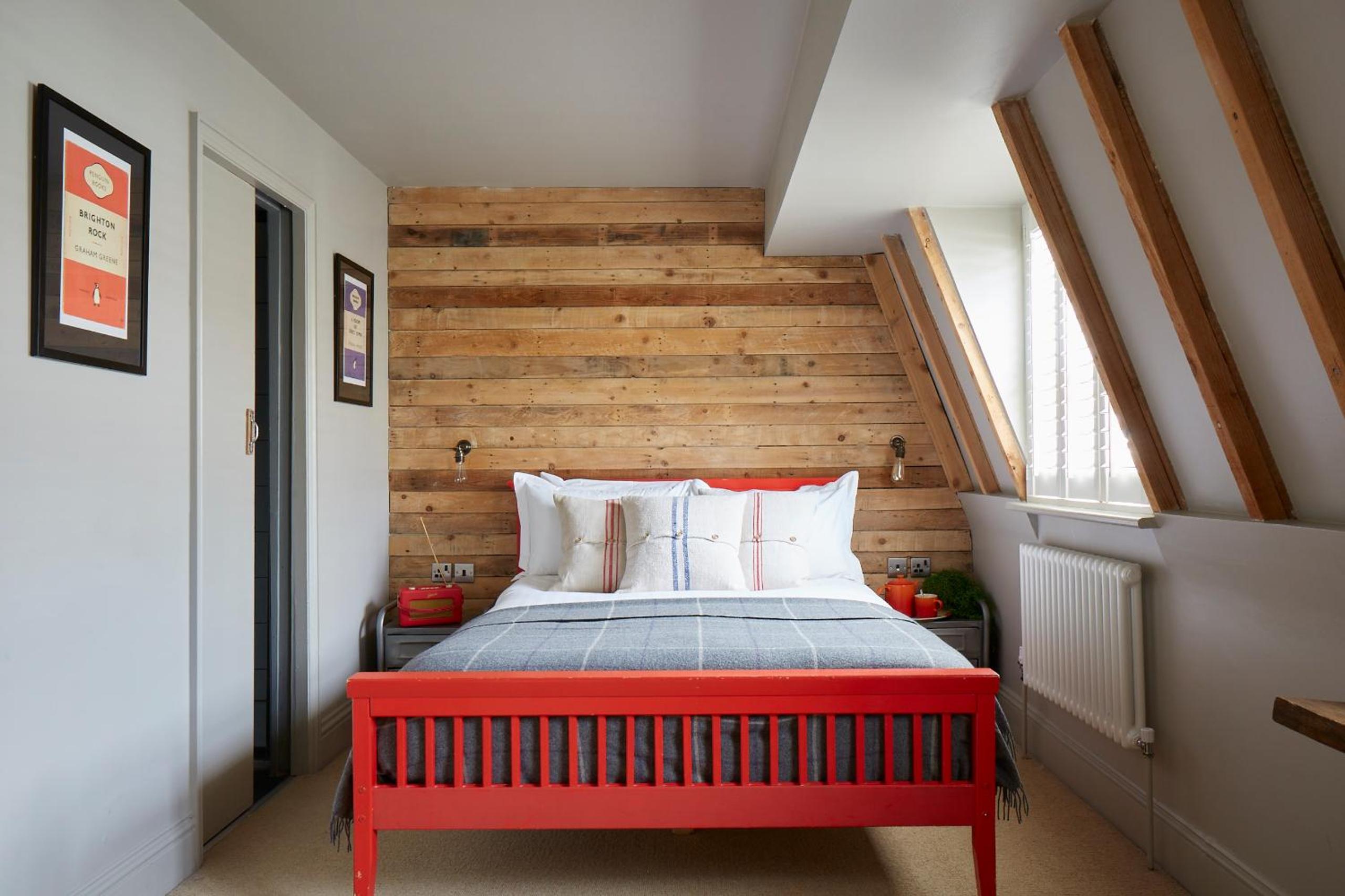 Small Double Room - Photo 2