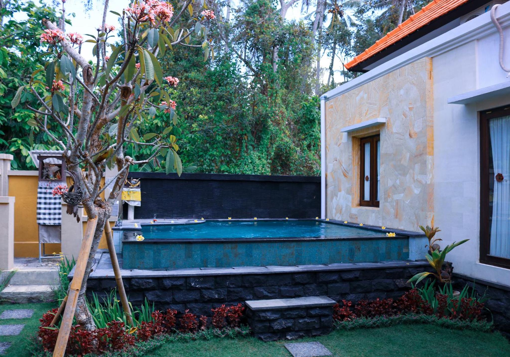 Three-Bedroom Villa - Photo 22