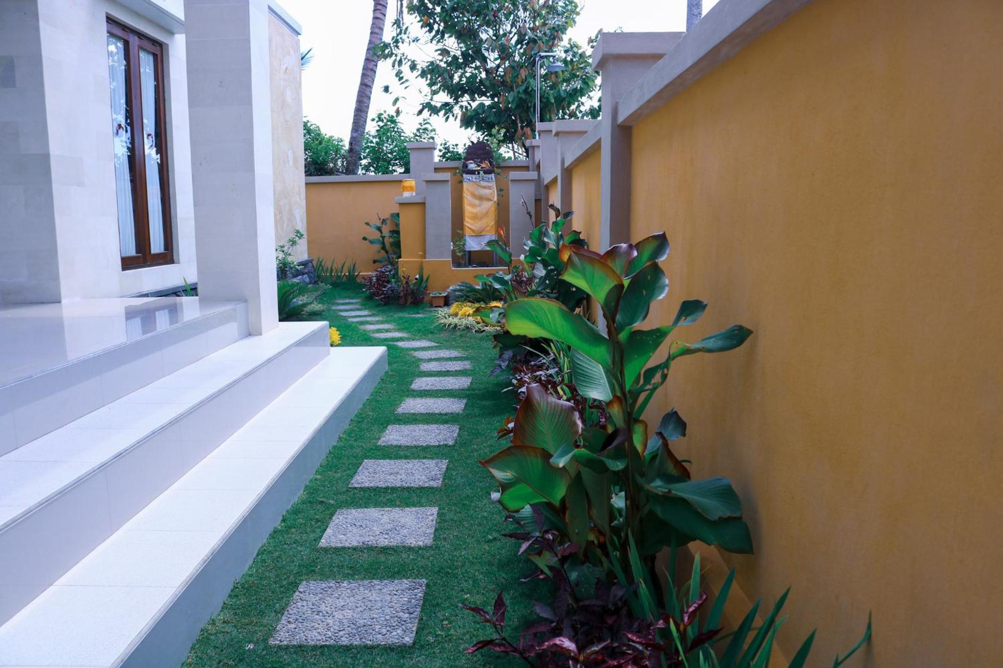 Three-Bedroom Villa - Photo 19