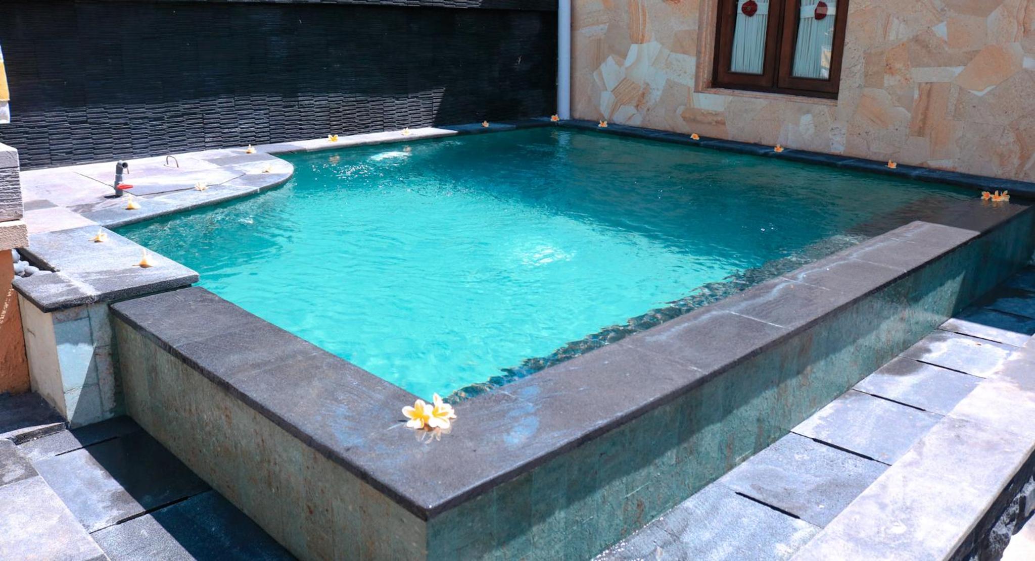 Three-Bedroom Villa - Photo 14