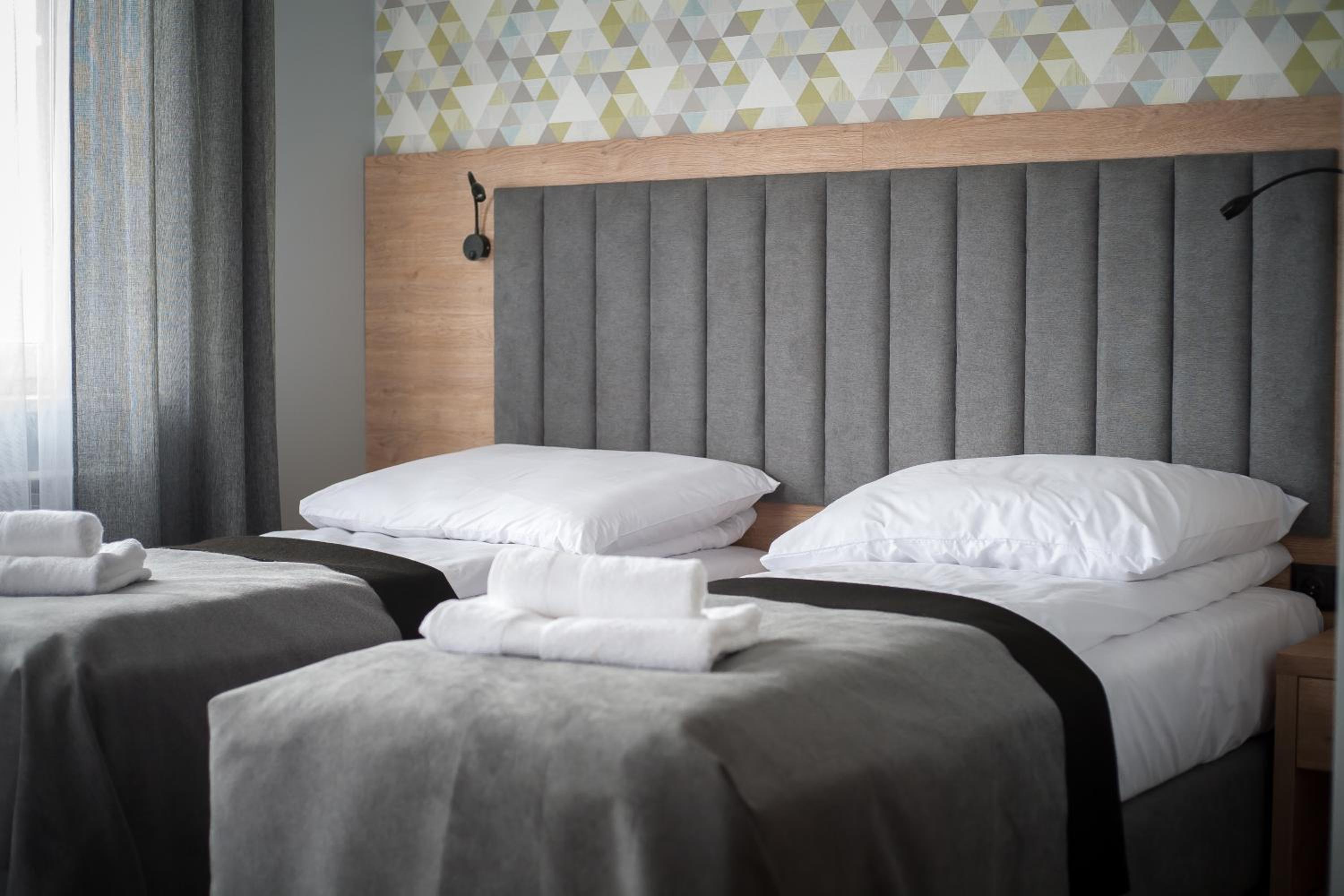 Comfort Triple Room with Shower - Photo 2