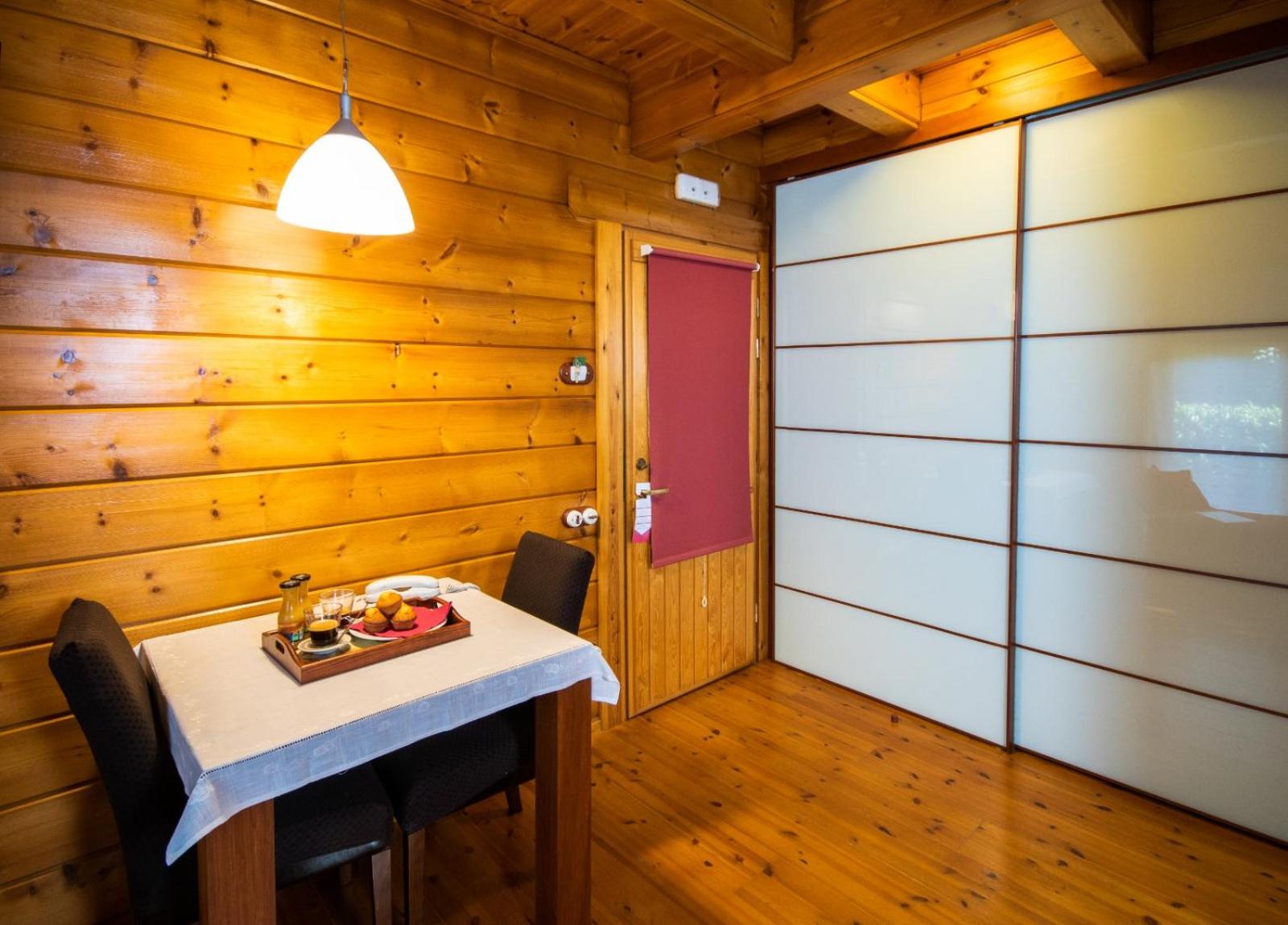Double or Twin Room photo 2