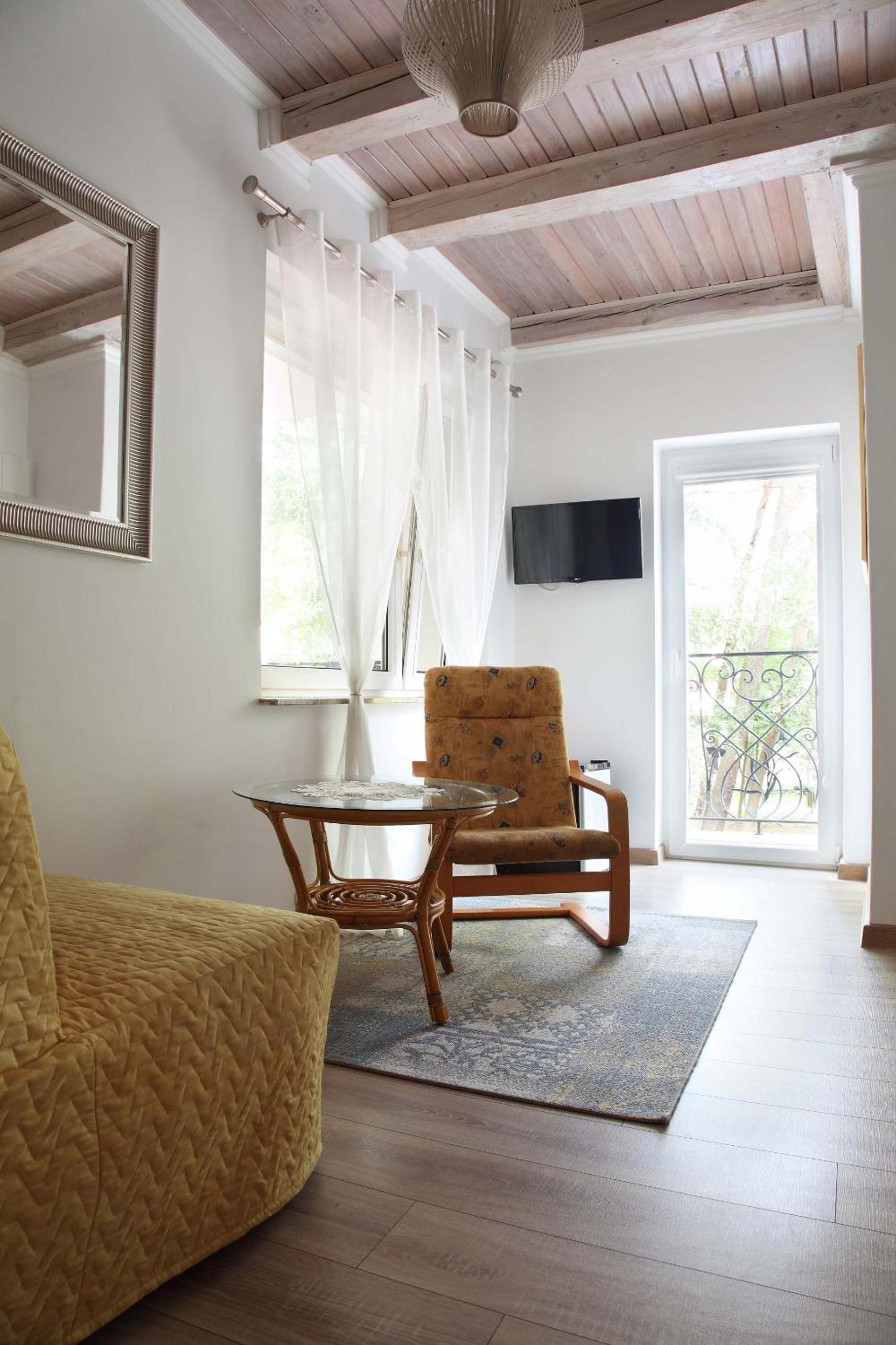 Standard Triple Room - Photo 3