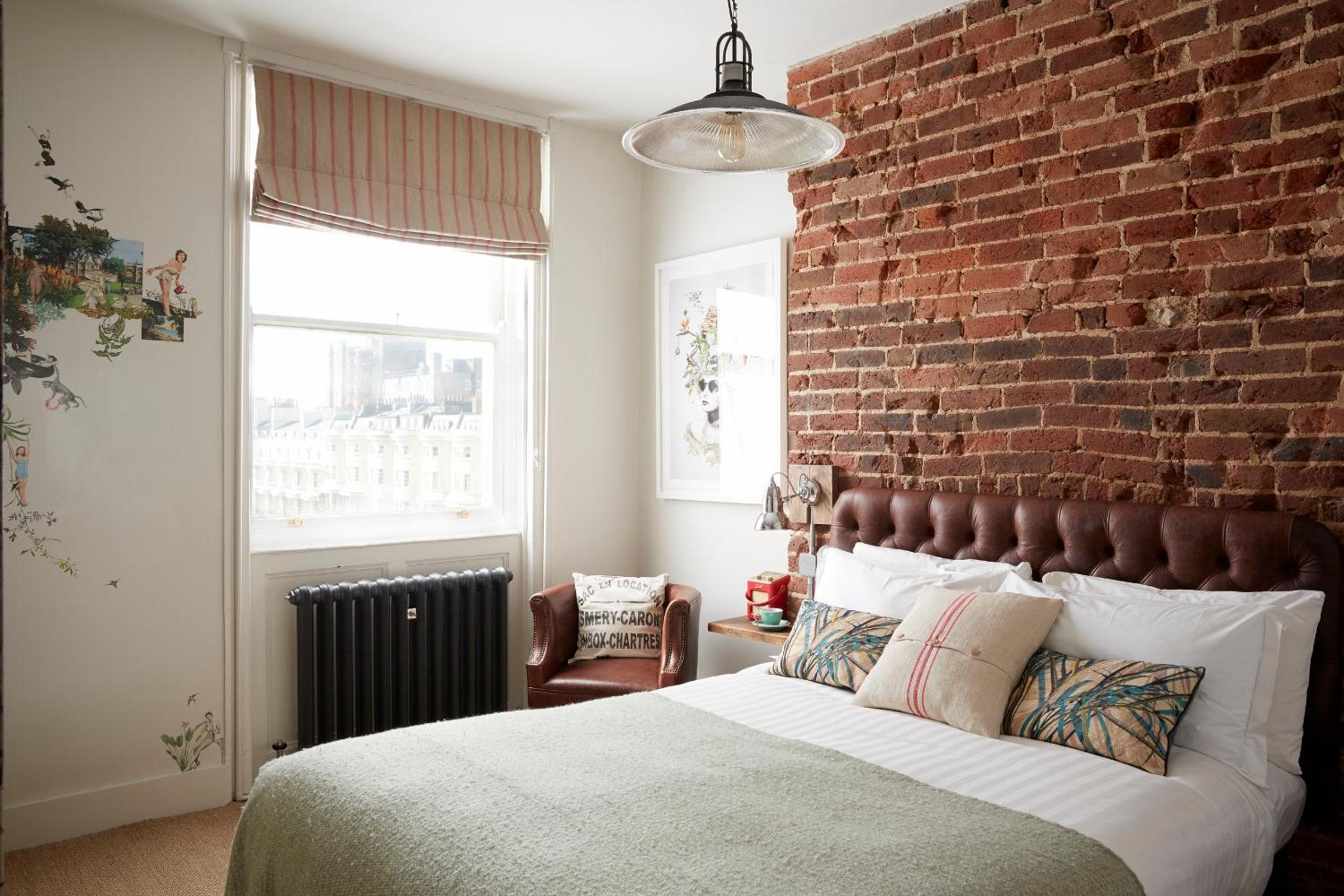 Comfy Double Room with Sea View - Photo 4