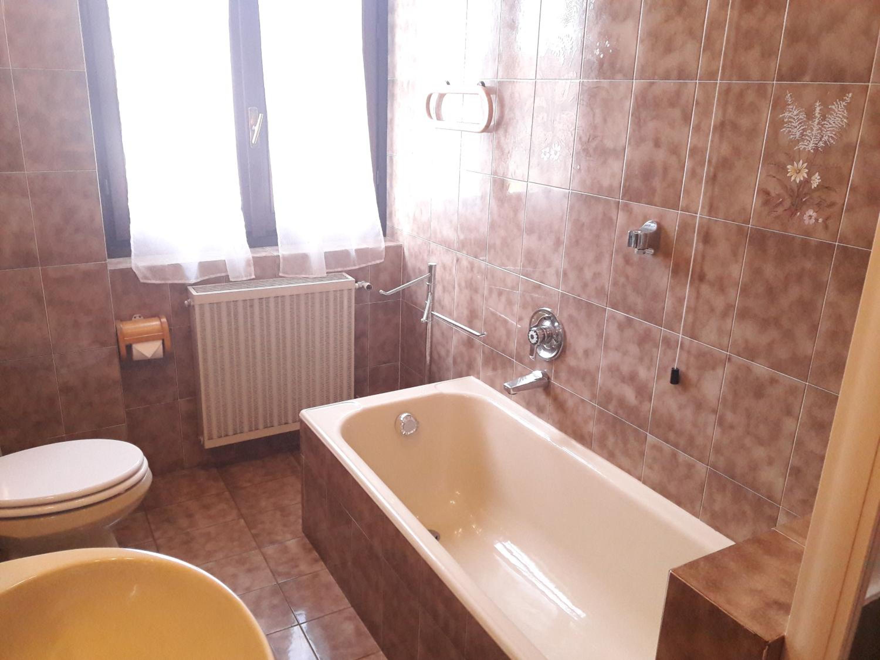 Two-Bedroom Apartment - Photo 6