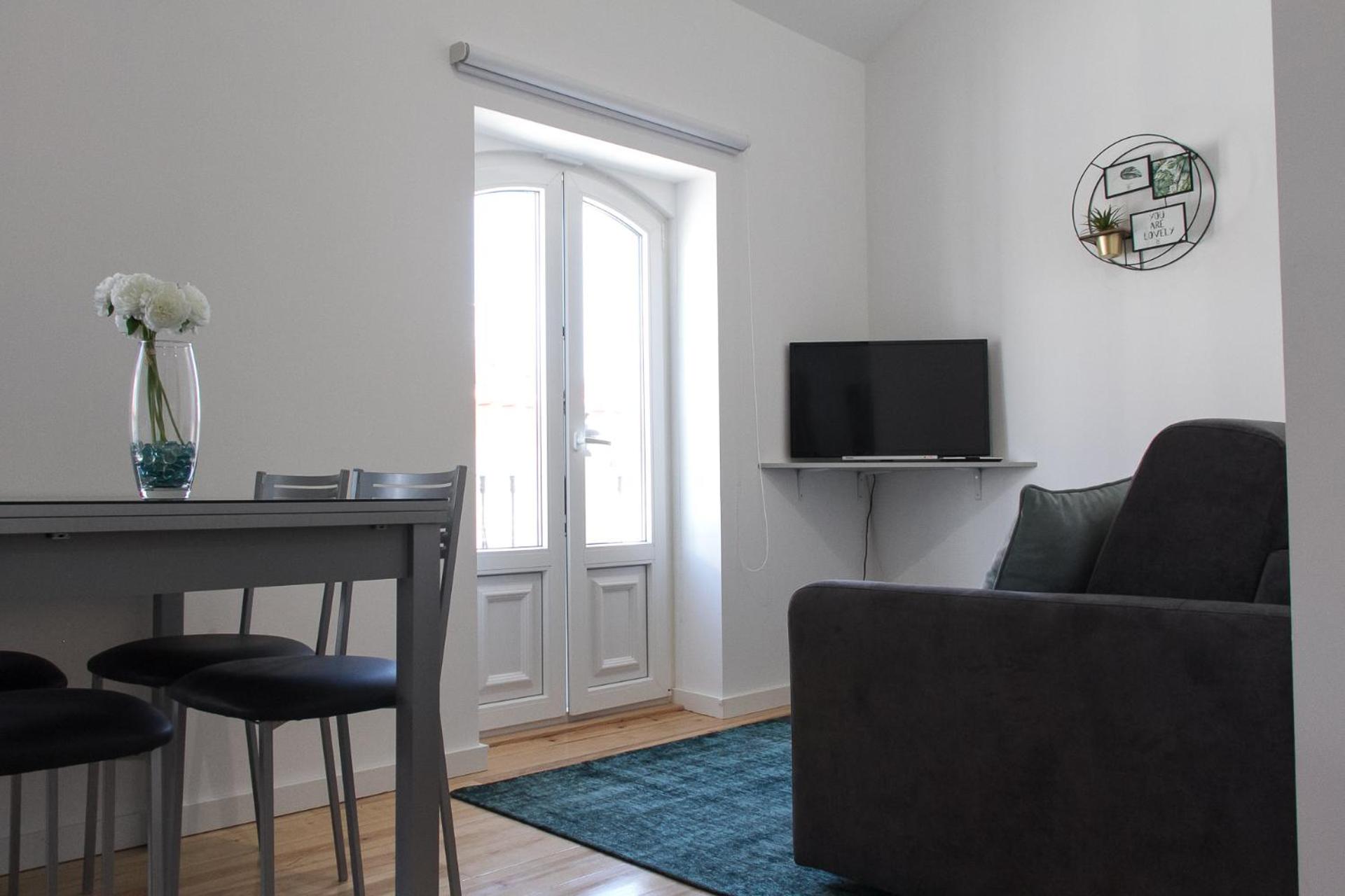 Two-Bedroom Apartment - Photo 12