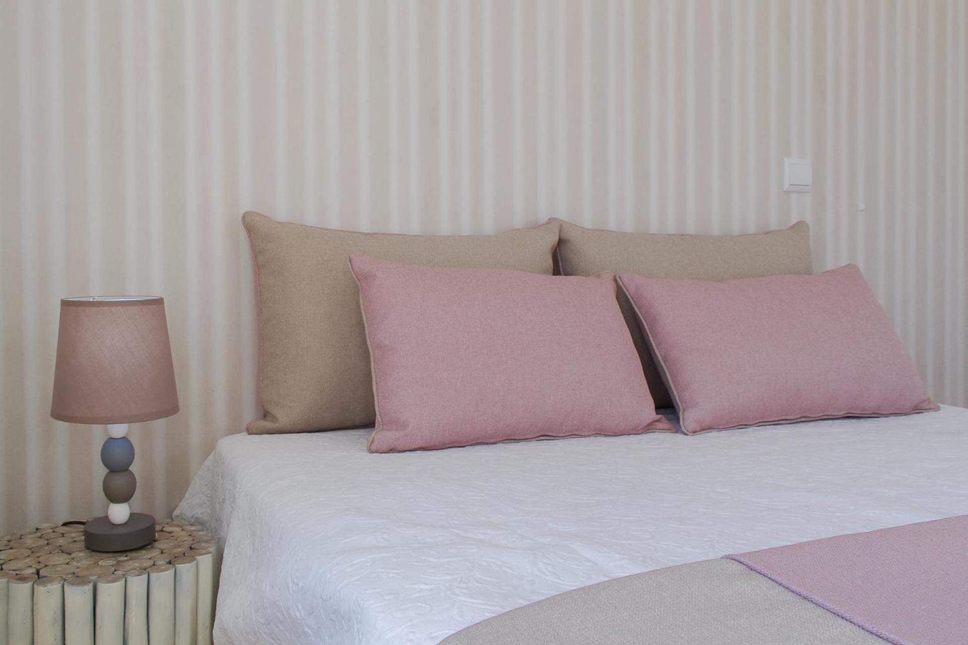Two-Bedroom Apartment - Photo 2