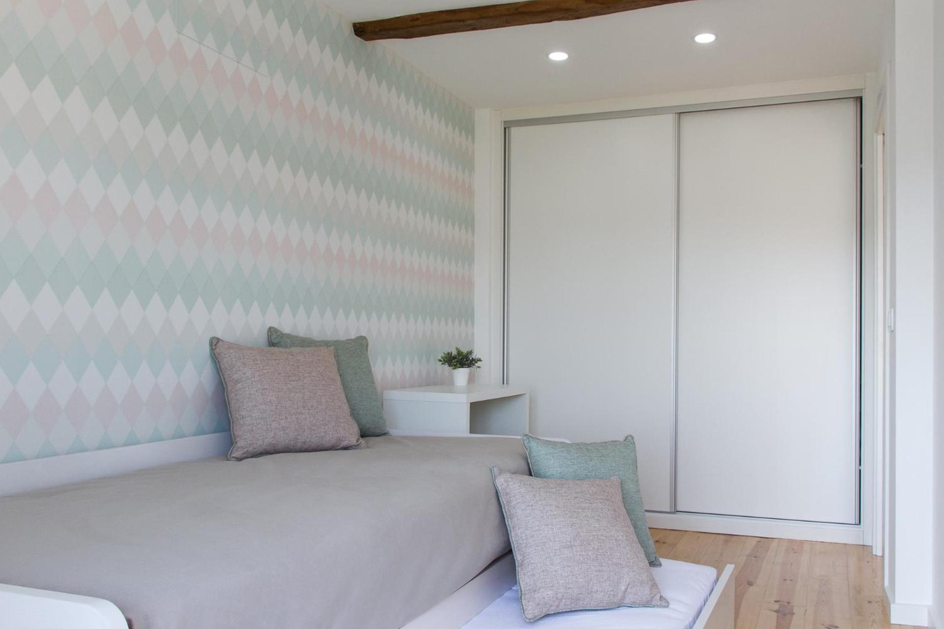 Two-Bedroom Apartment - Photo 8