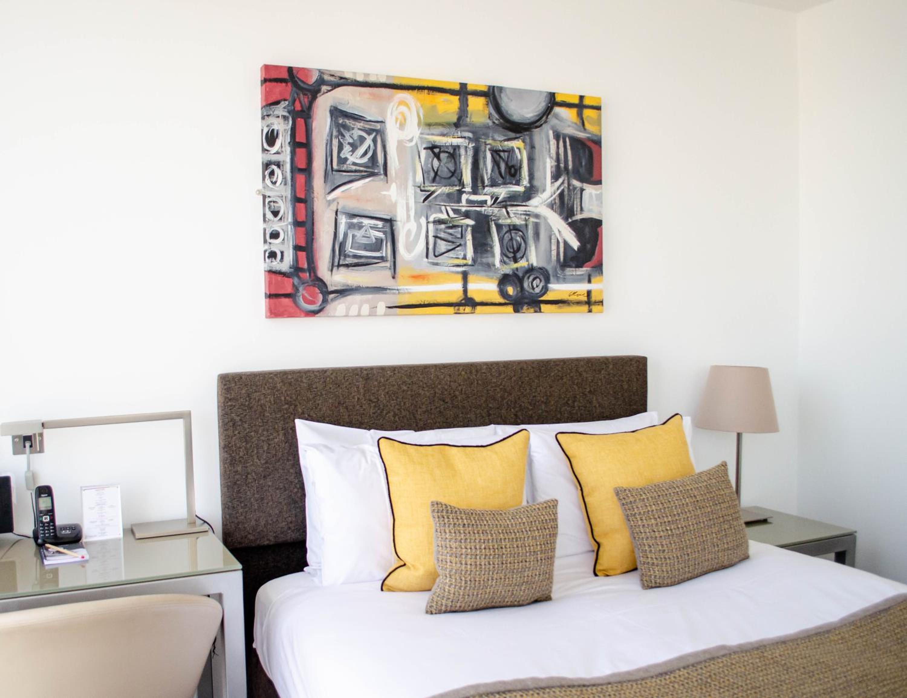 One-Bedroom Suite photo 3