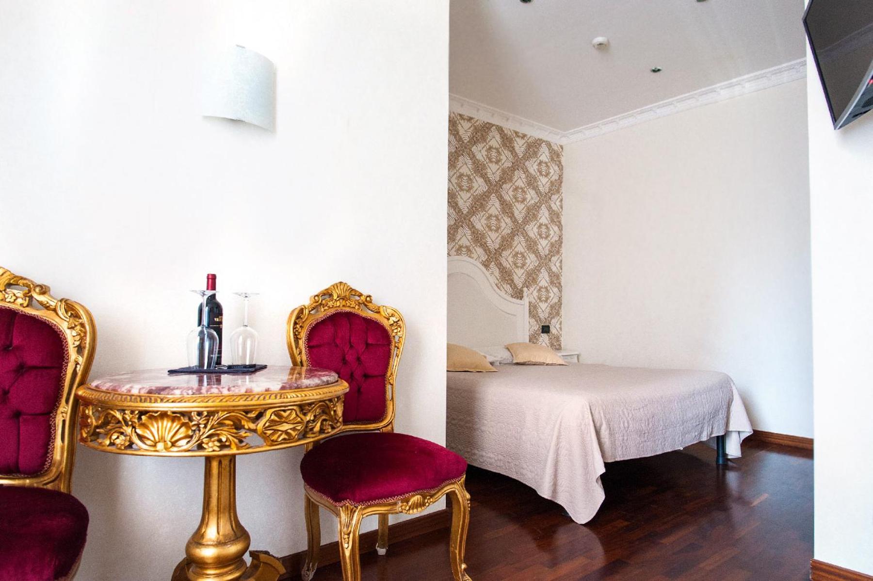 Double Room with Colosseum View photo 1