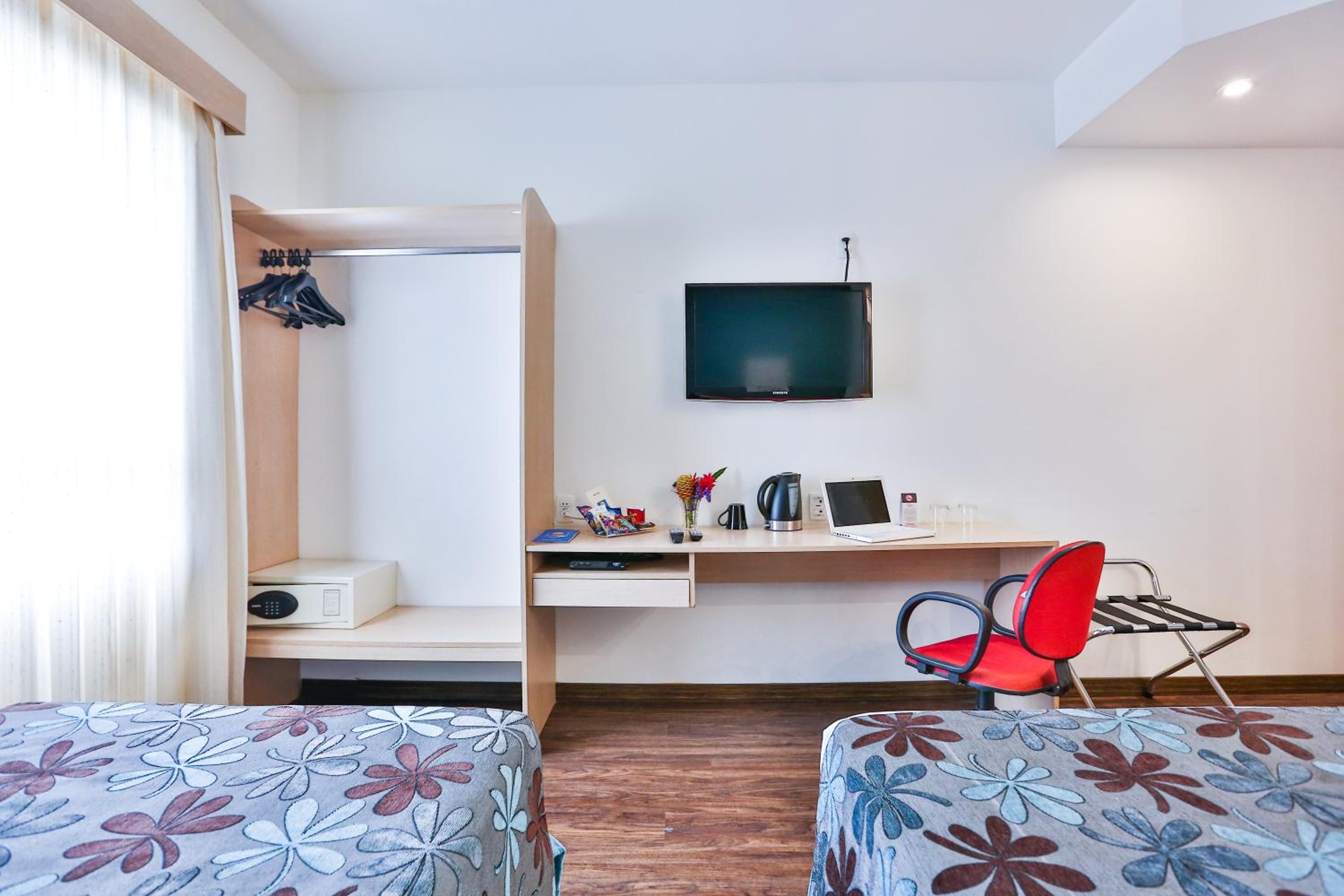 Superior Twin Room - Photo 7