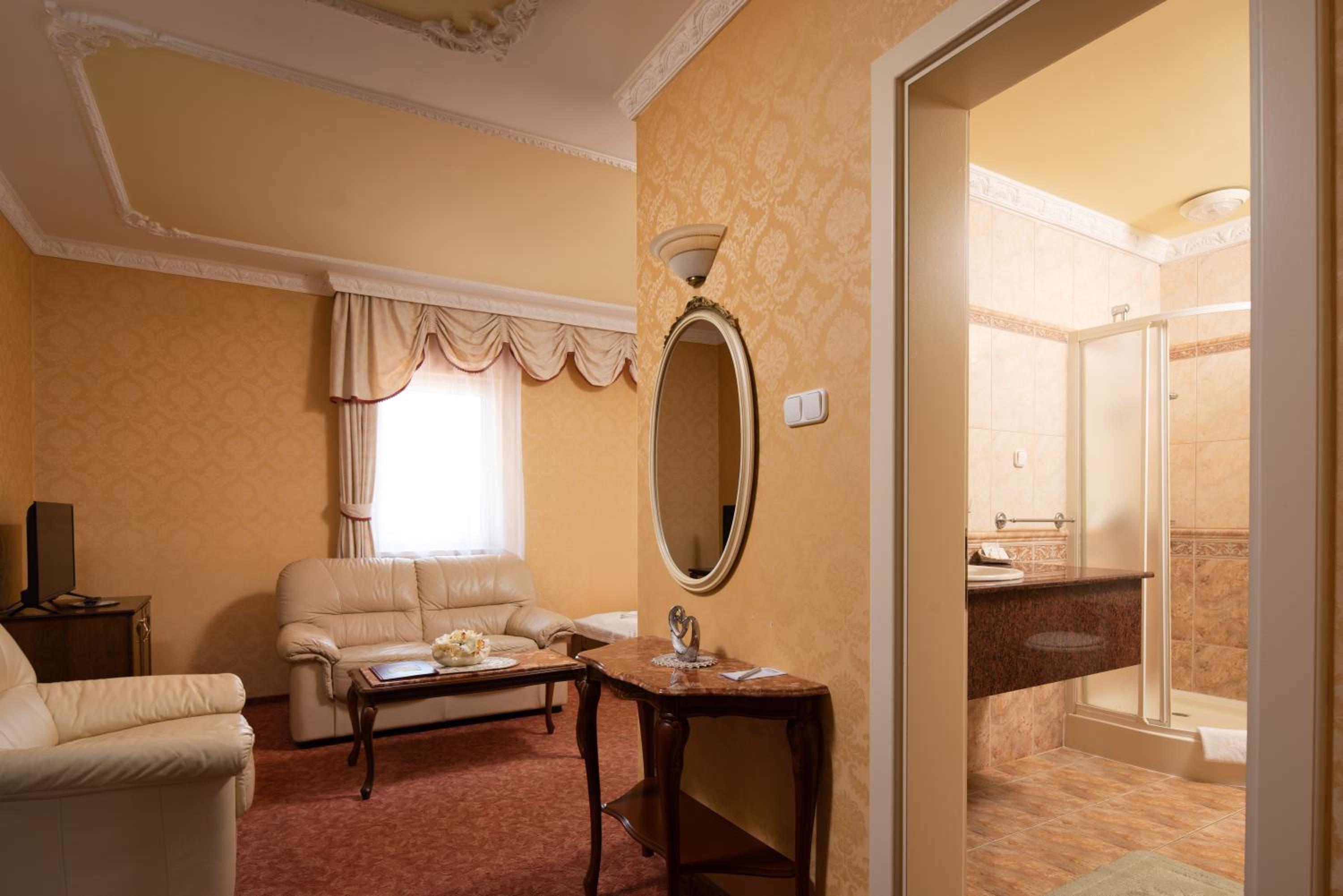 Standard Twin Room - Building A - Photo 6