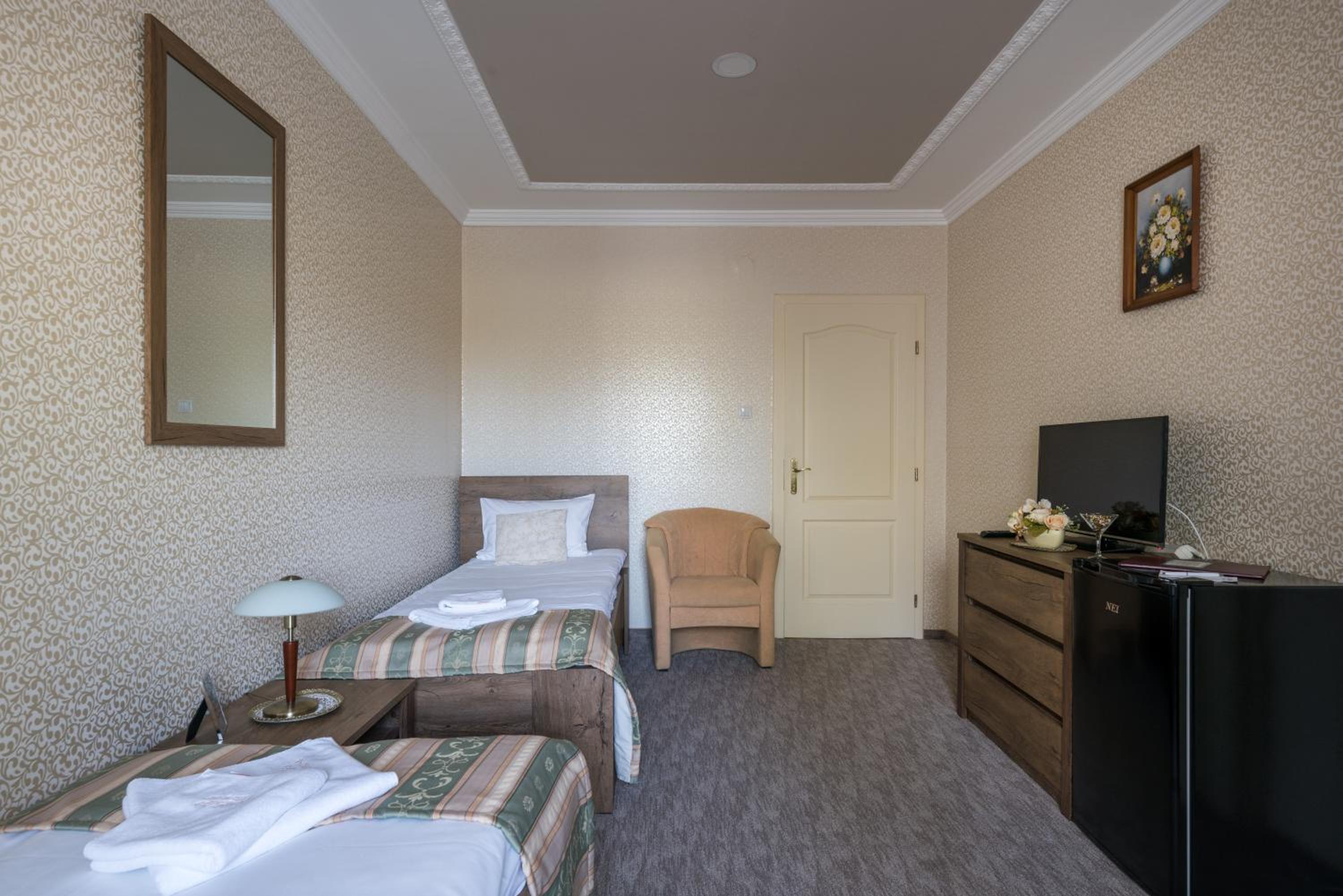 Standard Twin Room - Building A - Photo 2