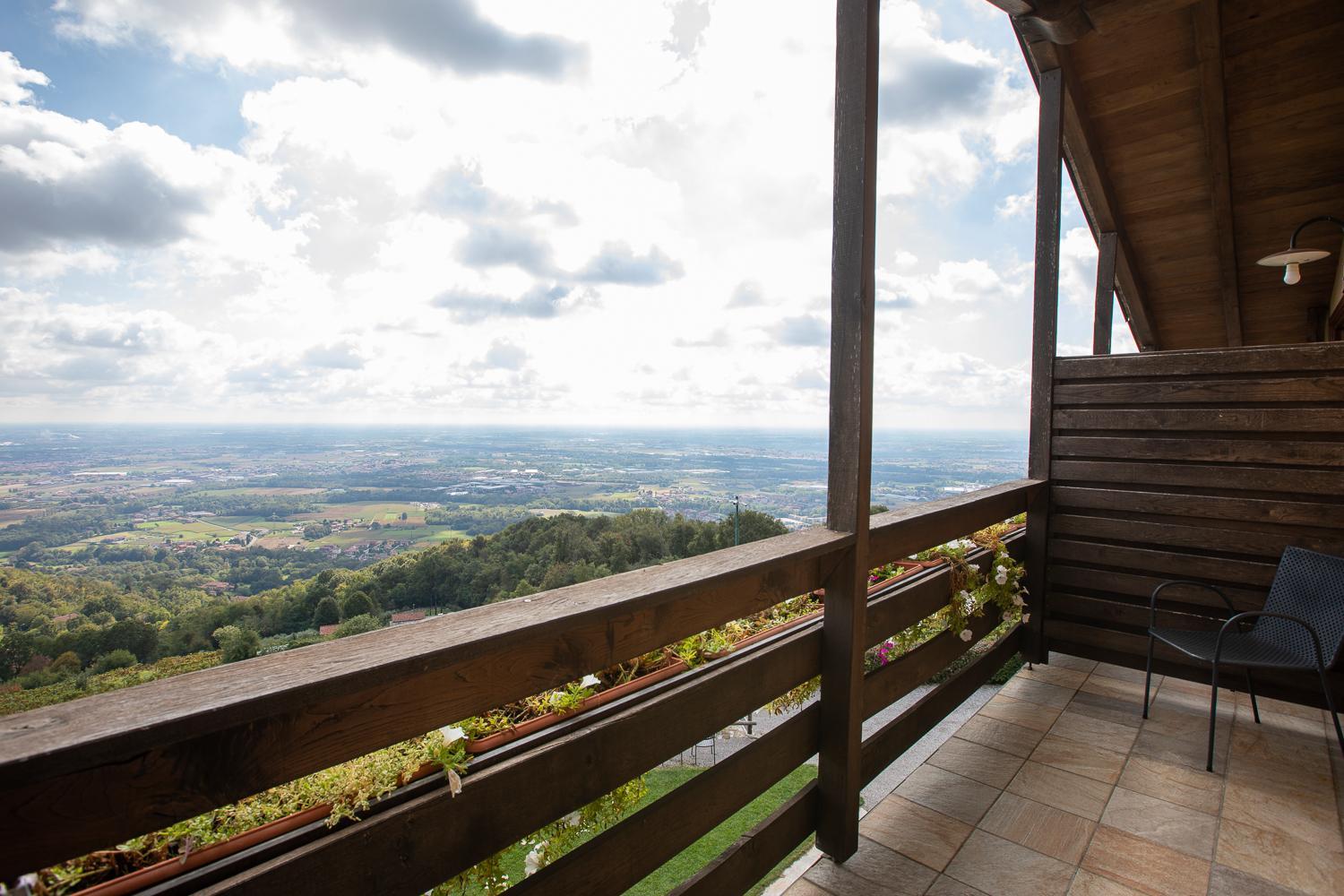 Triple Room with Balcony - Photo 8