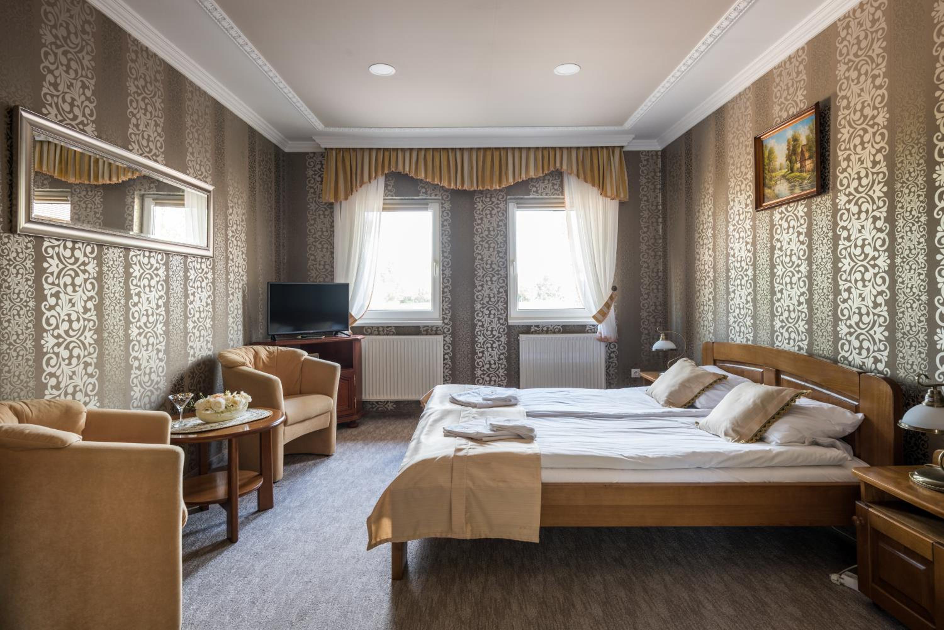 Standard Double Room - Building A - Photo 2