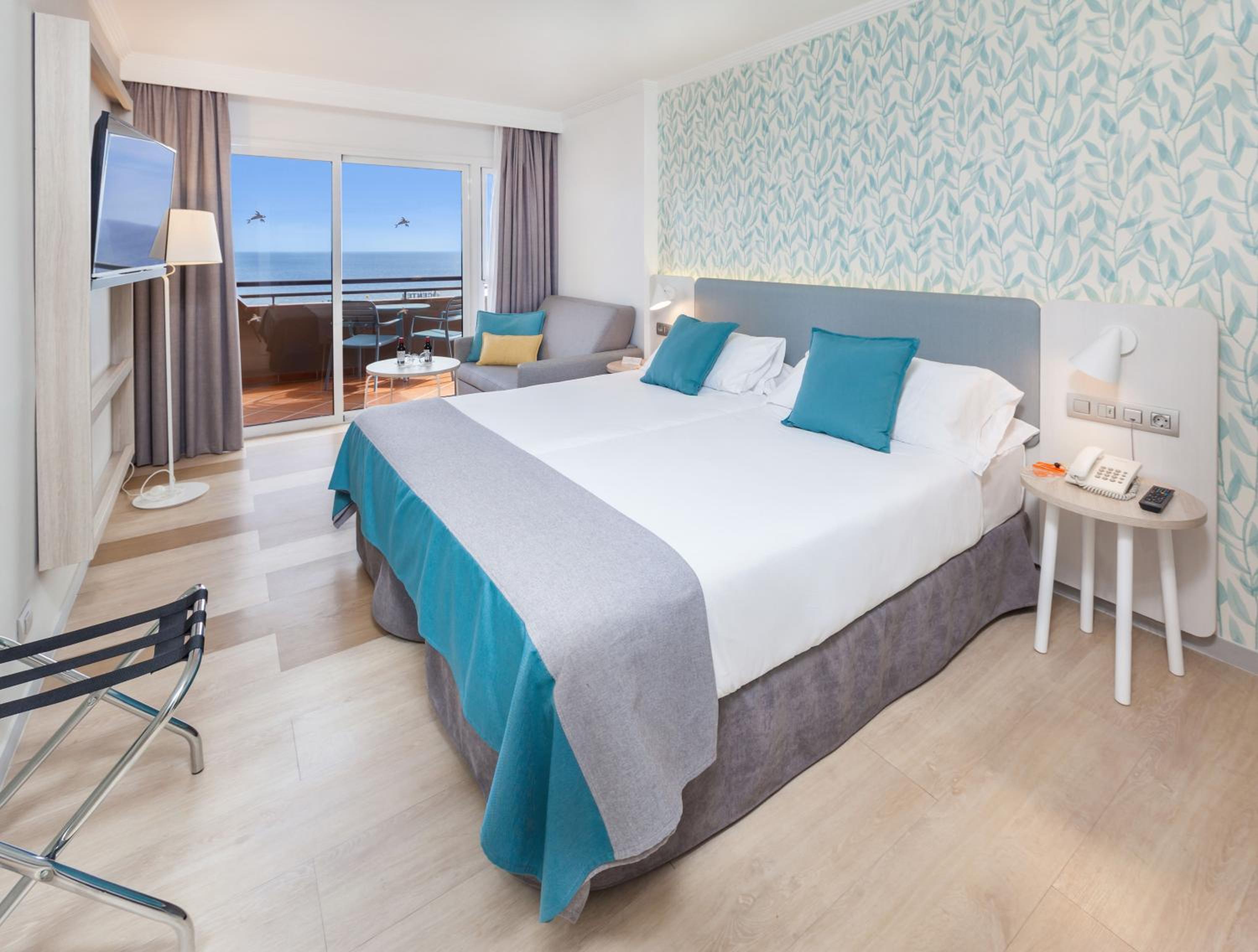 Double Deluxe View (Adults Only 18+)  - Photo 1