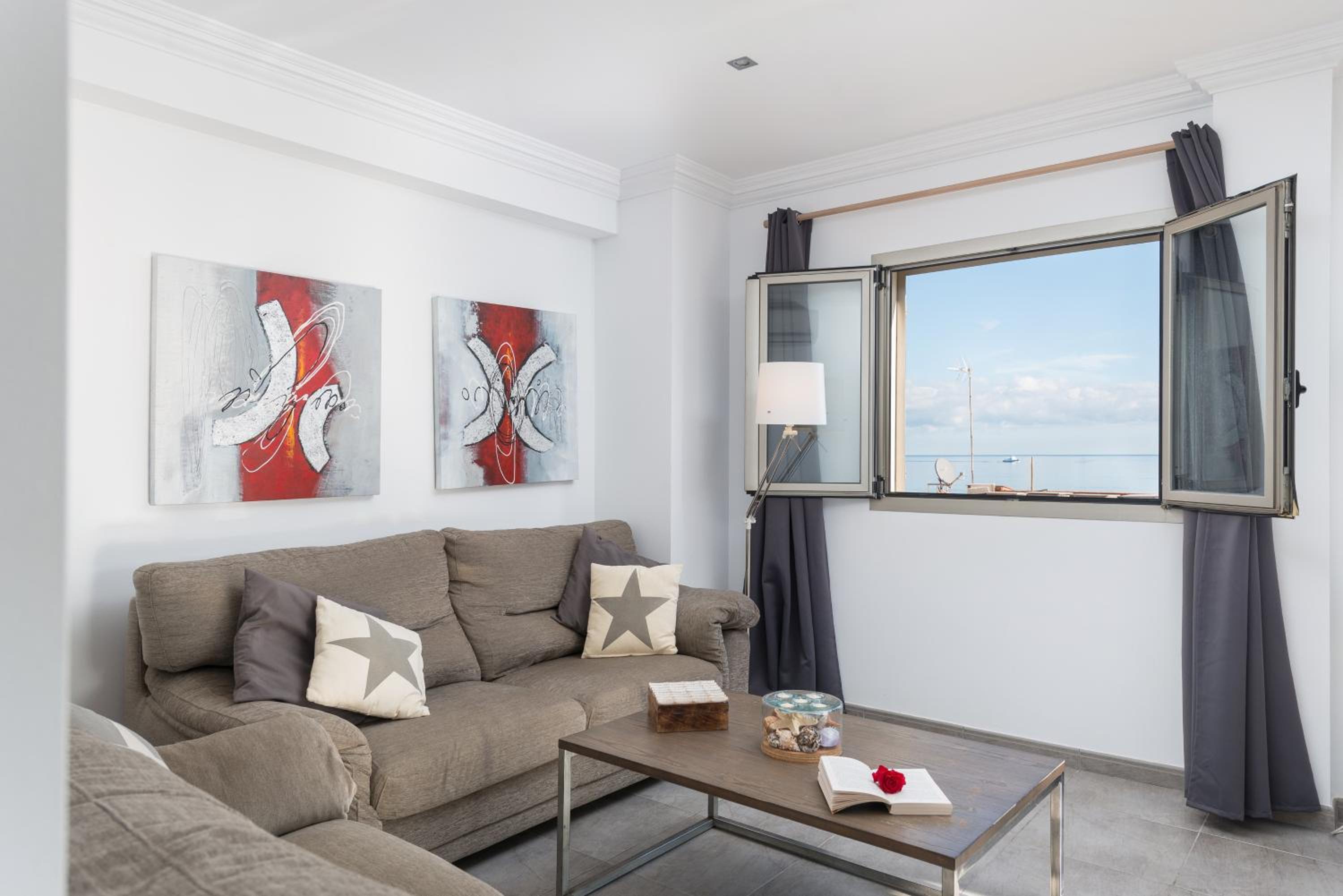 Apartment photo 3
