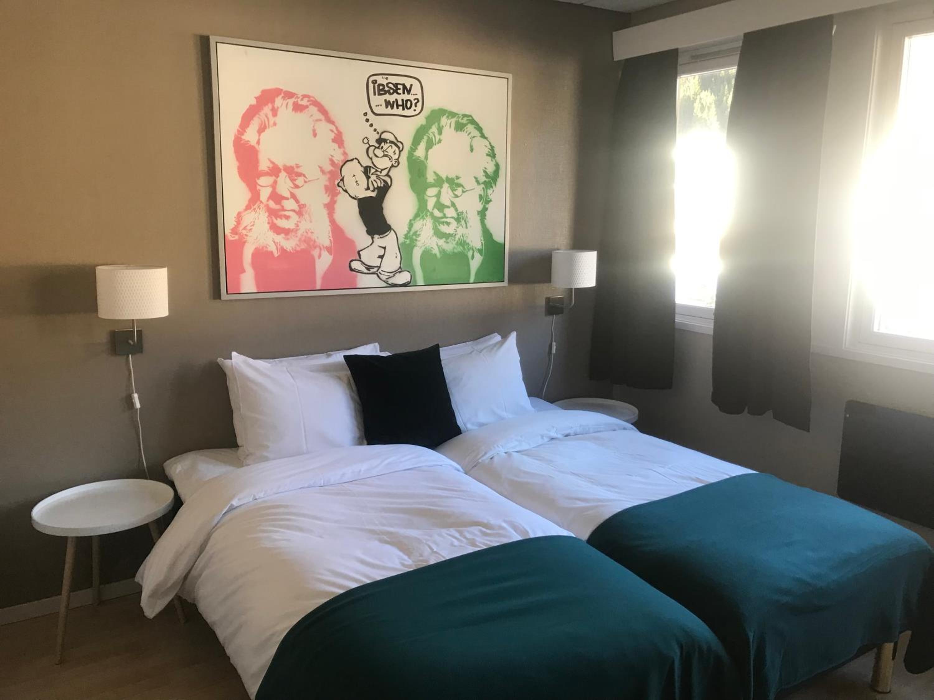 Standard Double or Twin Room photo 2