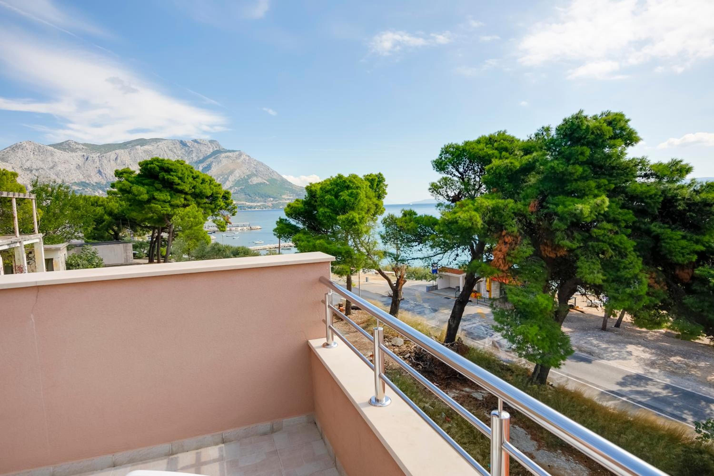 Deluxe Double Room with Balcony and Sea View photo 1