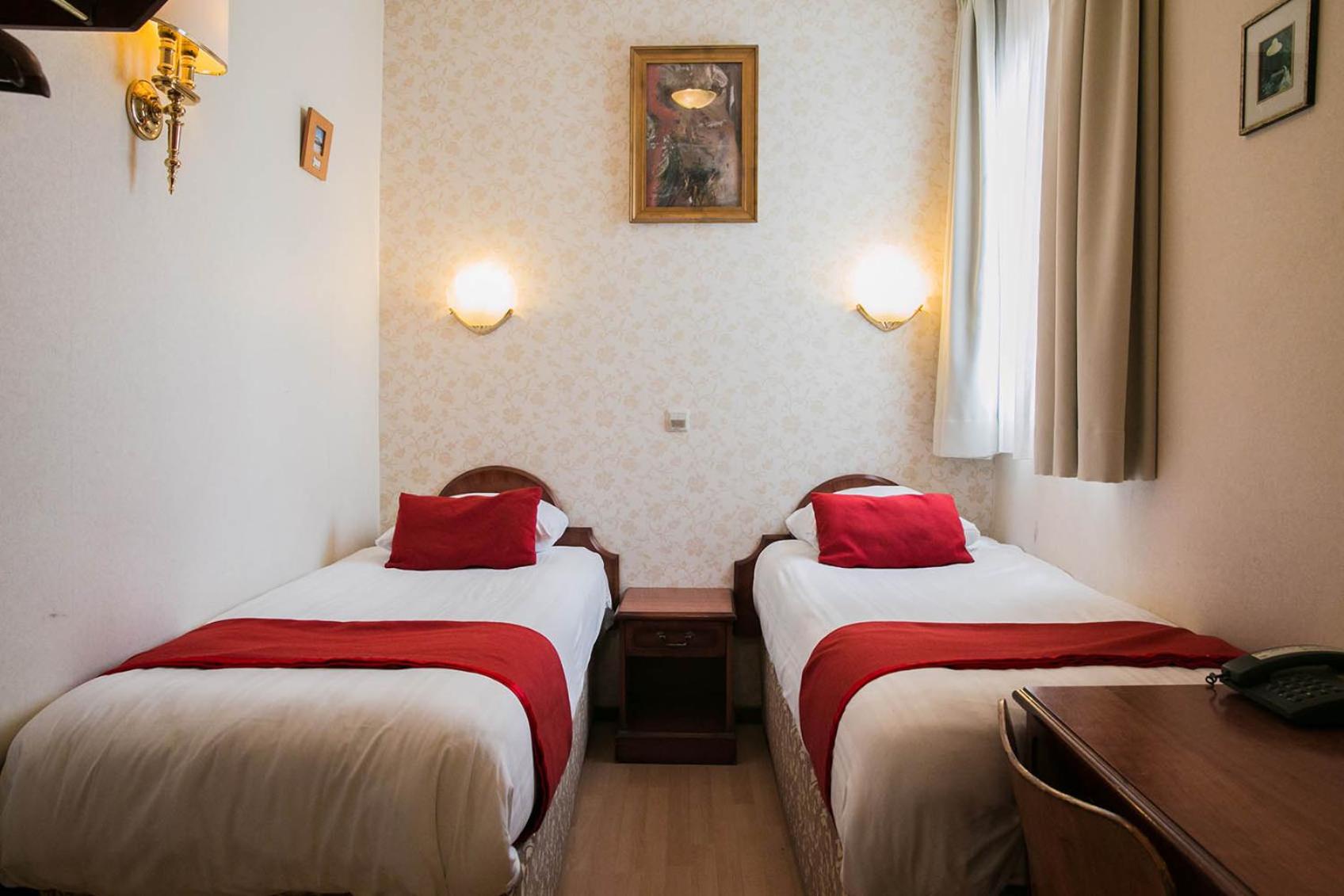 Twin Room (shared bathroom)  photo 2