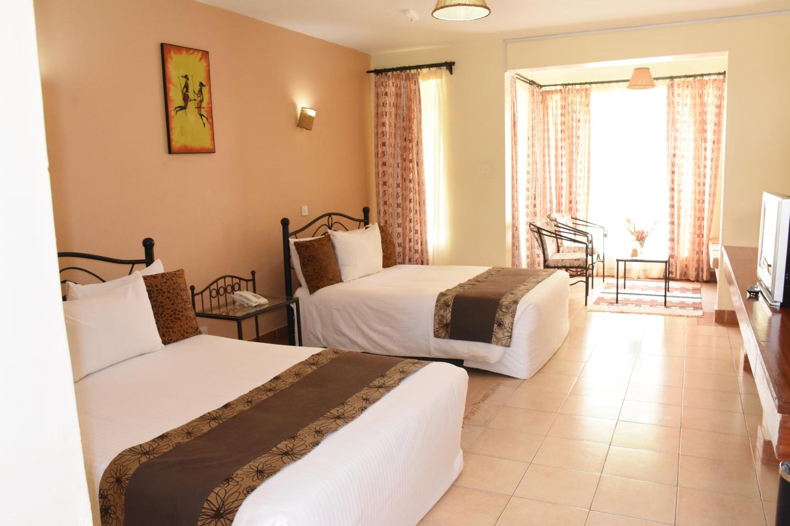 Deluxe Twin Room - Photo 12