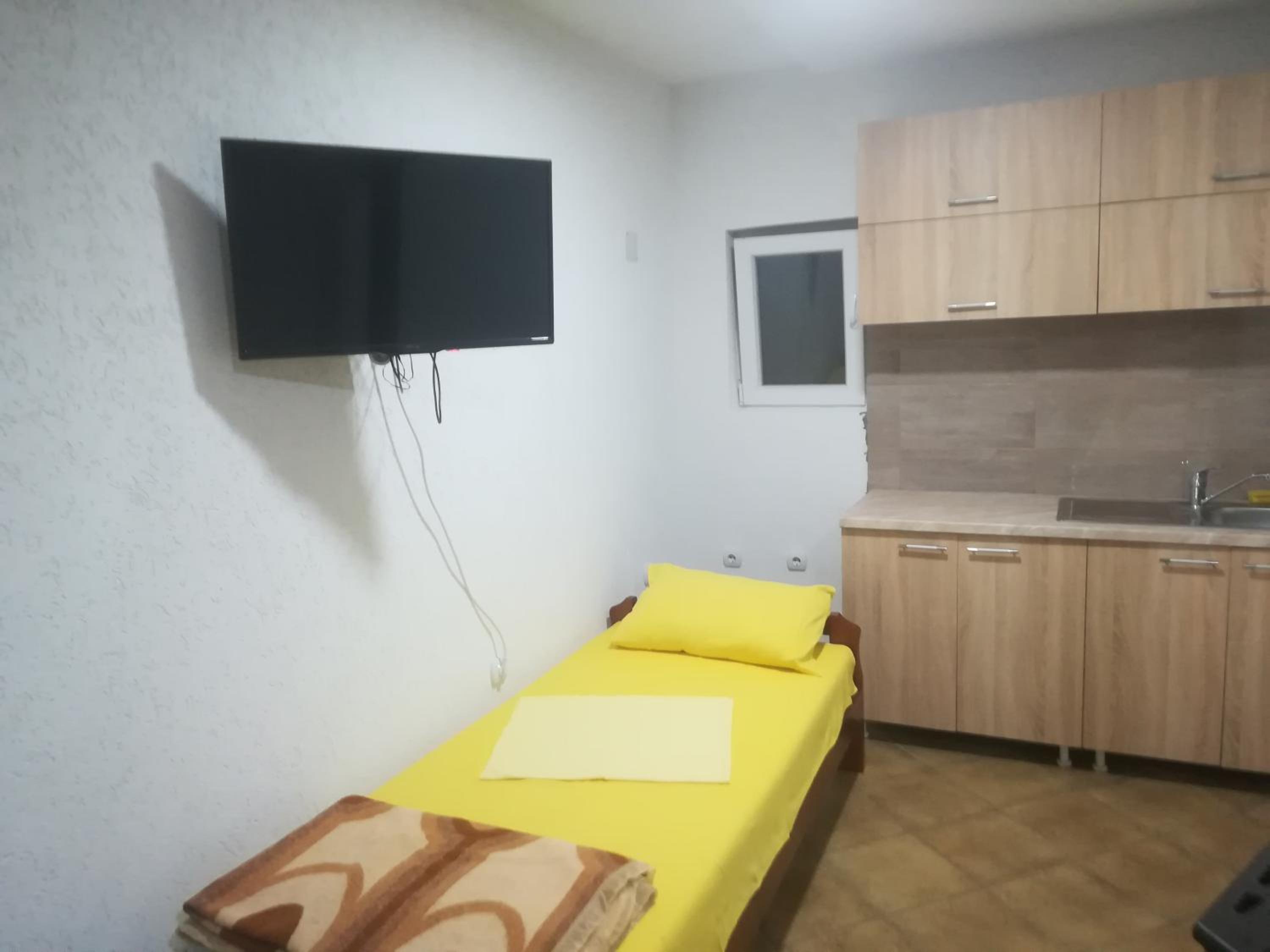 Apartment with Mountain View photo 3
