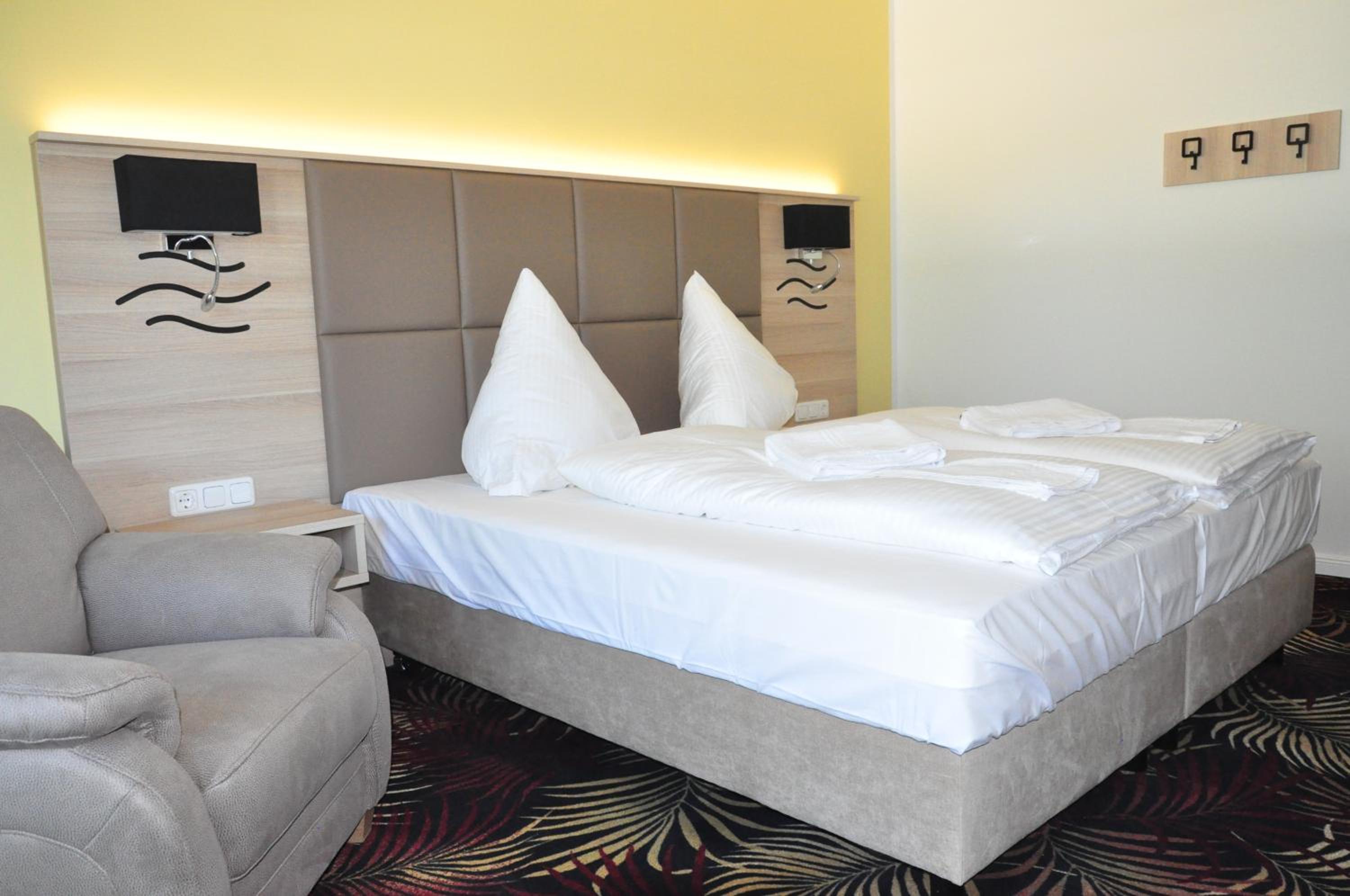 Deluxe Room - Photo 1