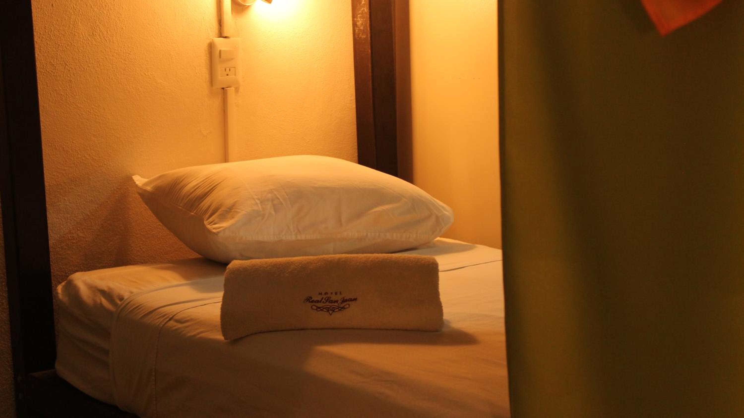 Bed in 10-Bed Mixed Dormitory Room