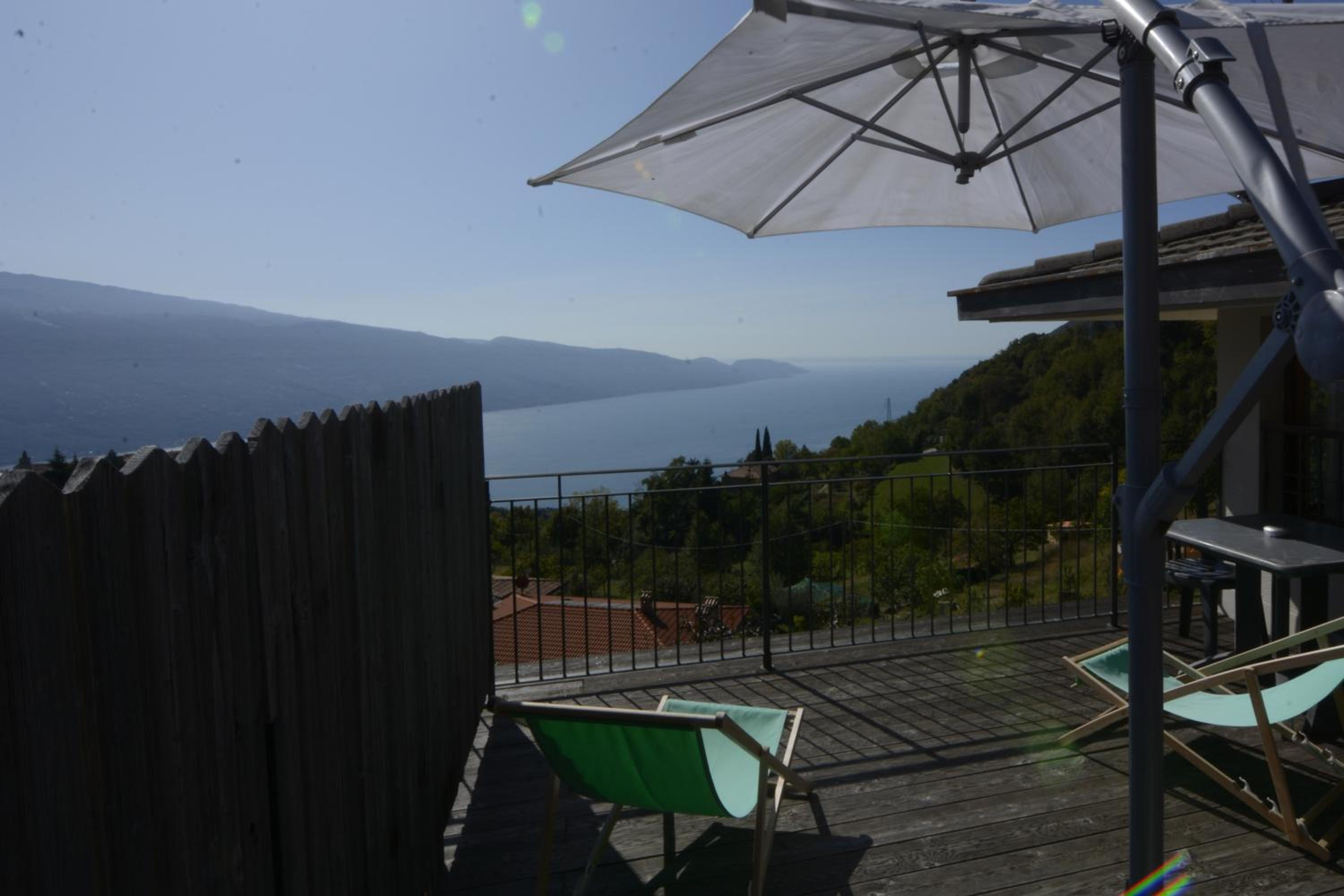 Double Room with Lake View - Photo 18