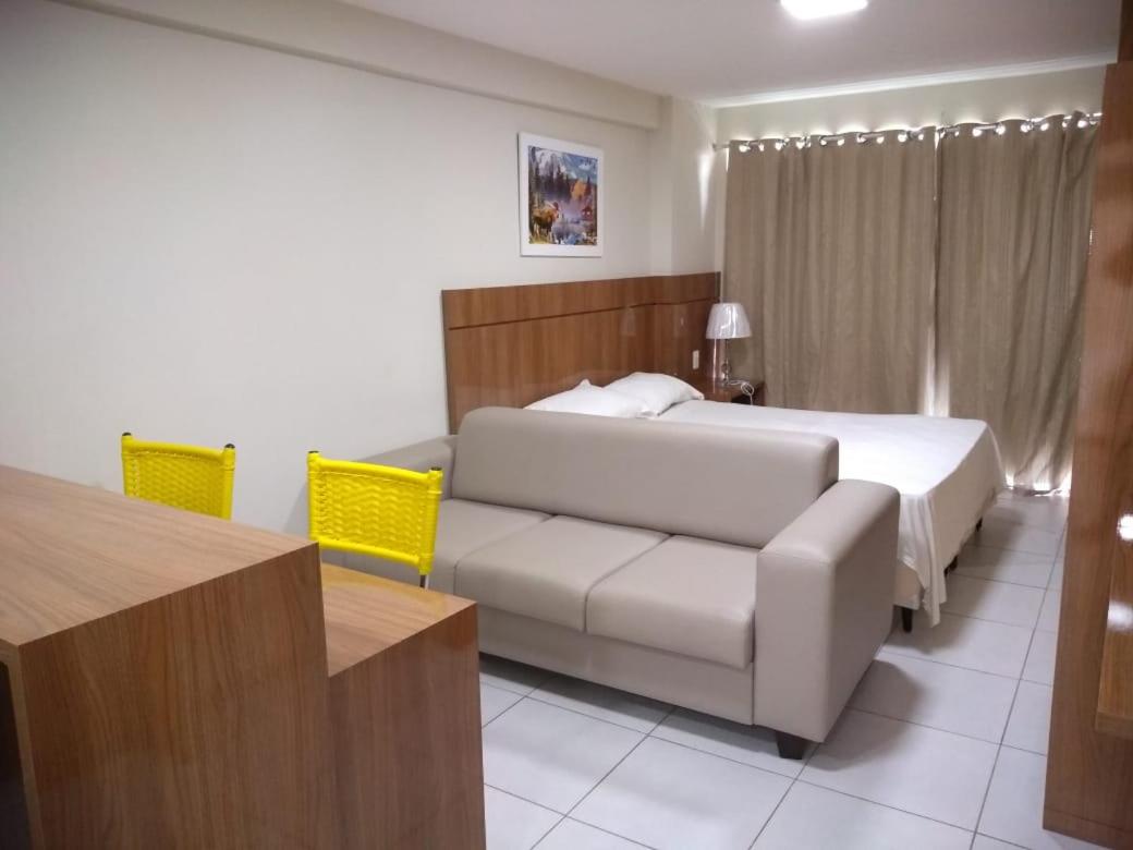 Studio Apartment - Photo 1