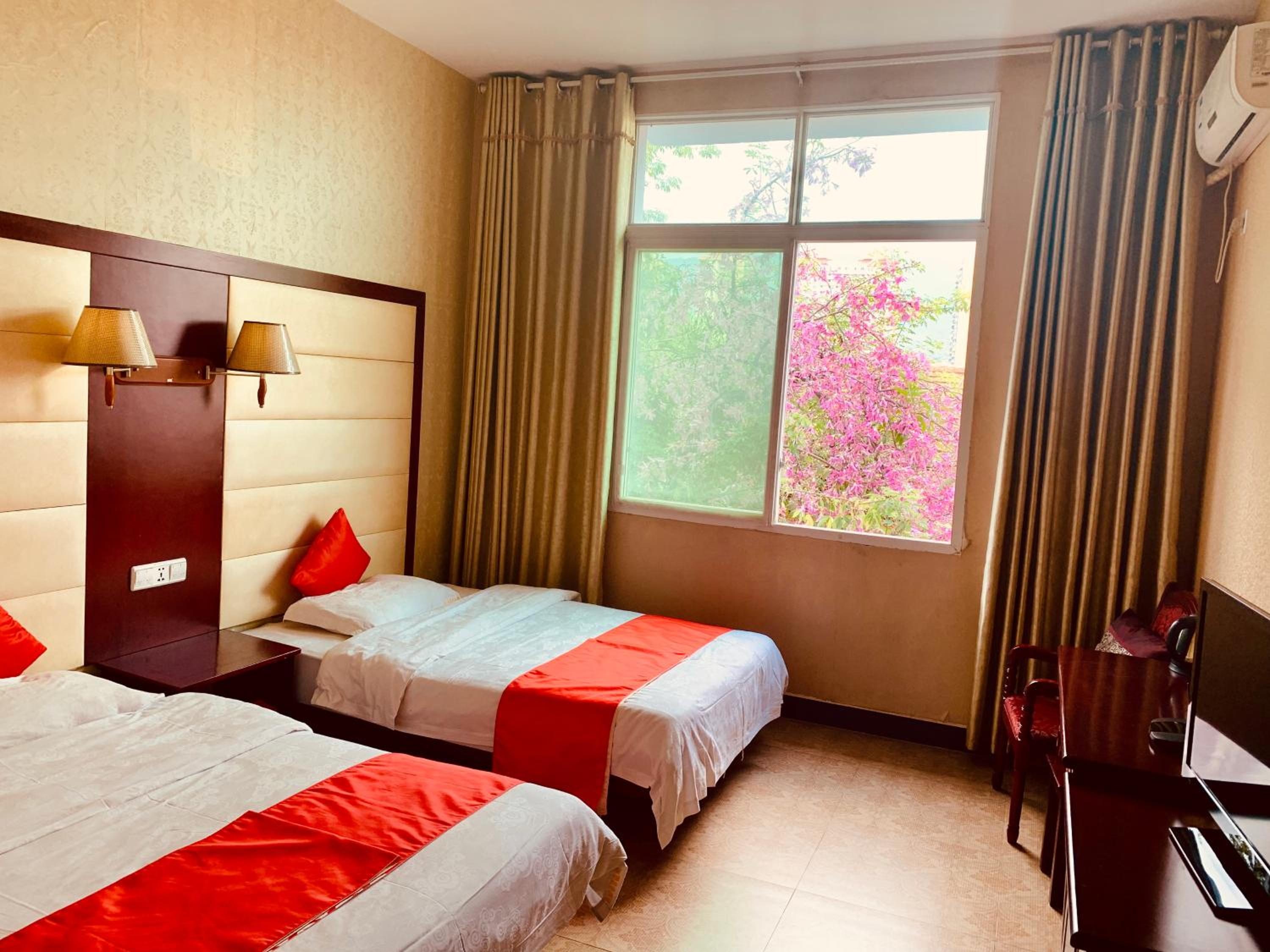 Twin Room with River View photo 3