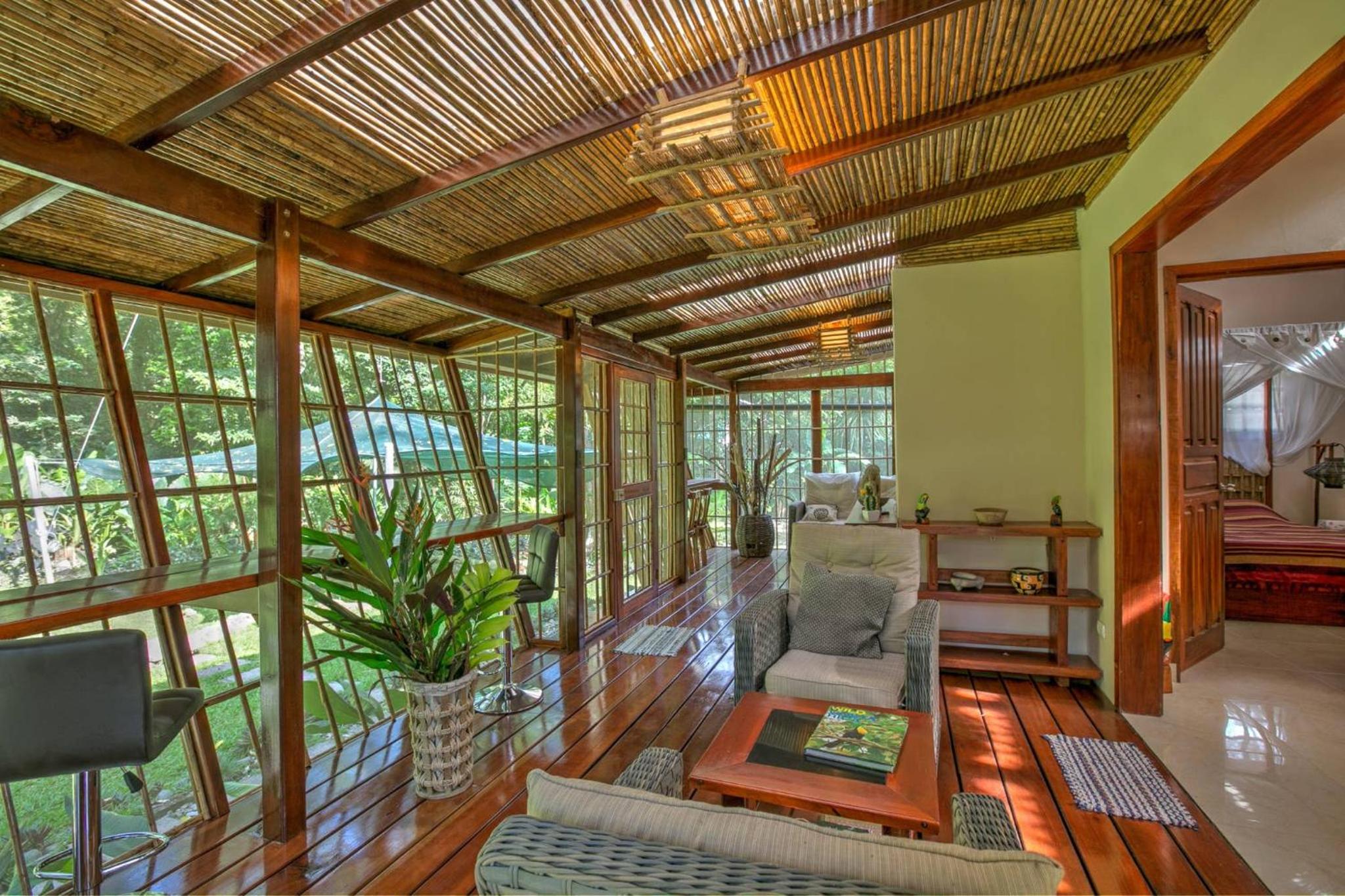 Villa photo 1