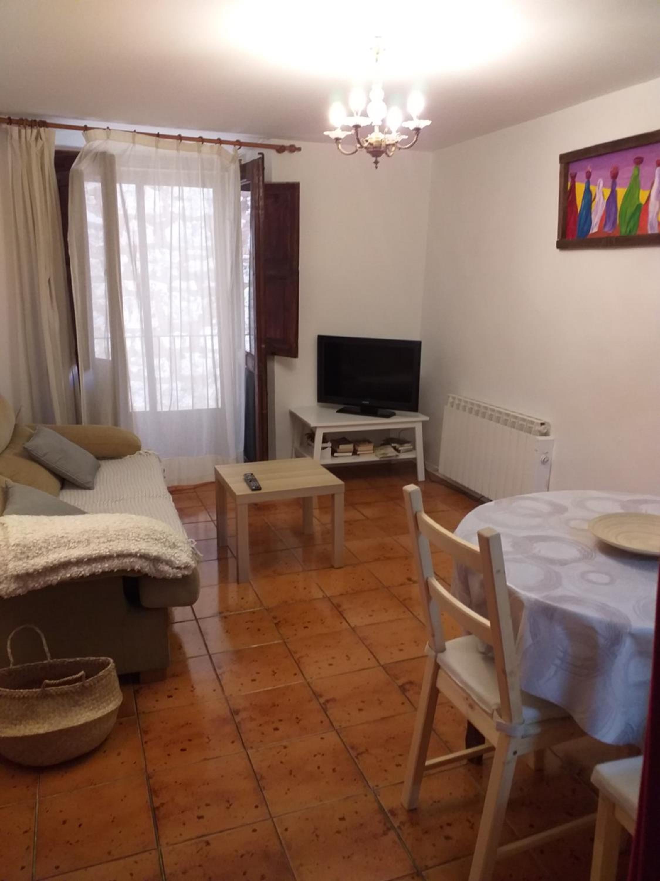 Apartamento con Balcón
