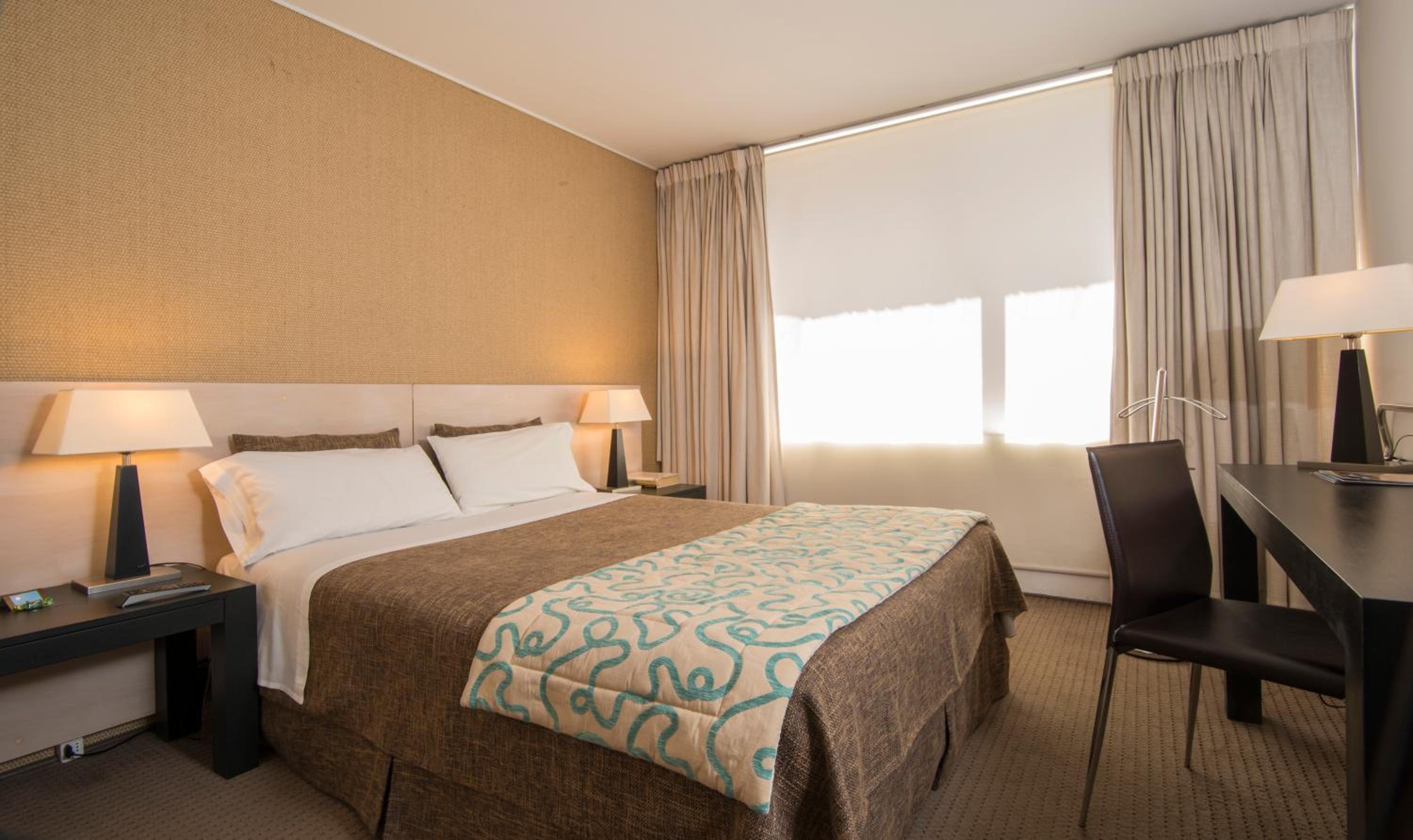 Standard Queen Room